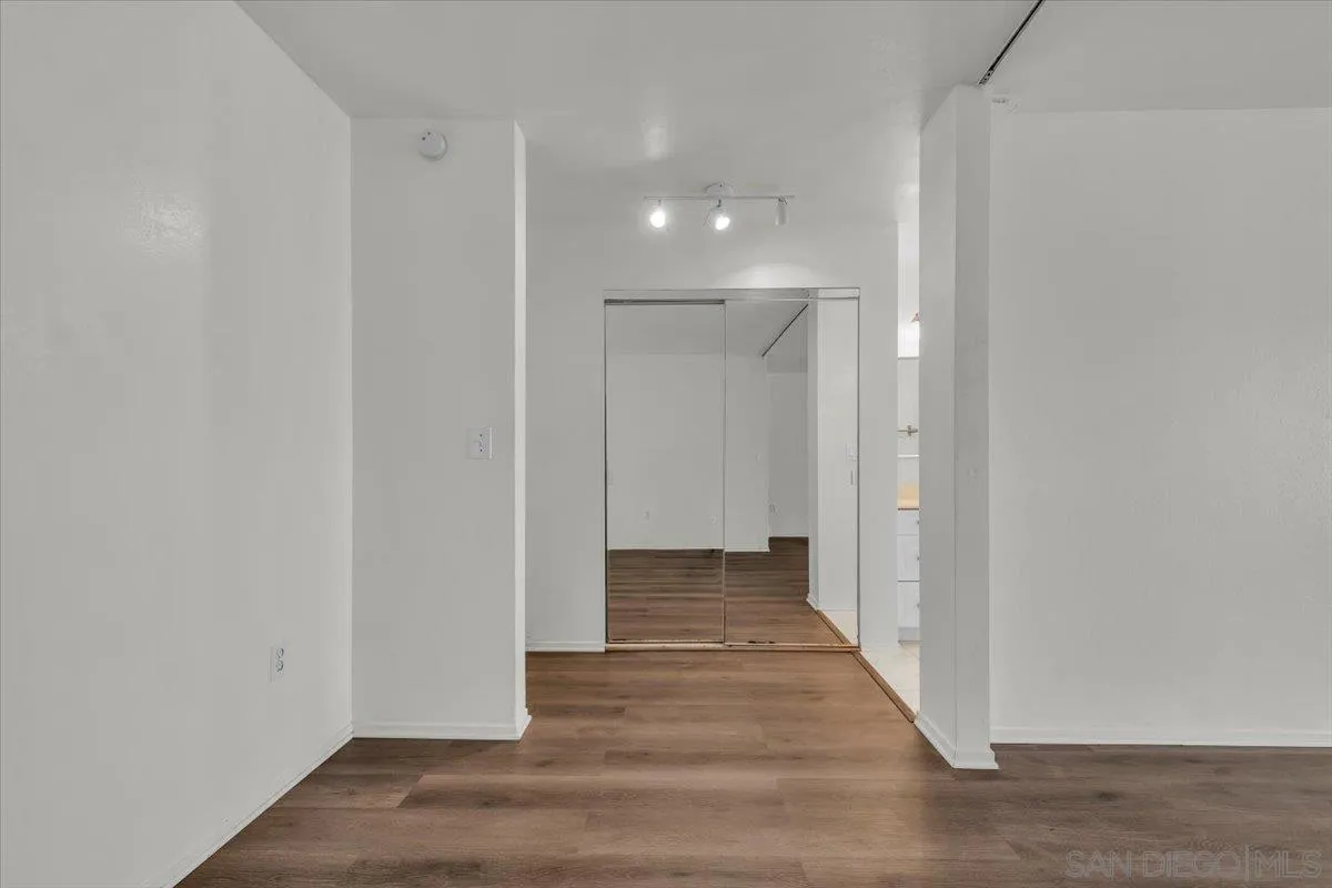 Photo #10: 260003076 Listing: Photo #10