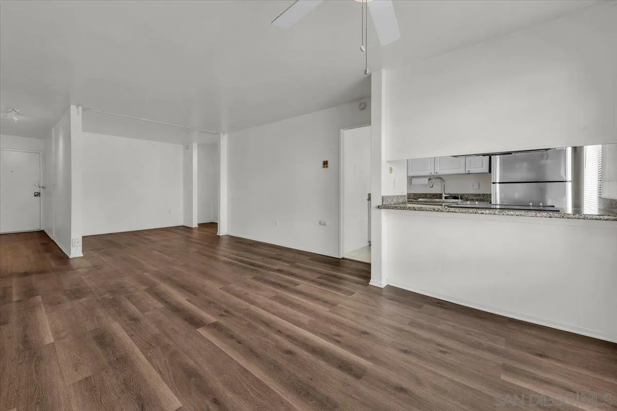 Photo #12: 260003076 Listing: Photo #12