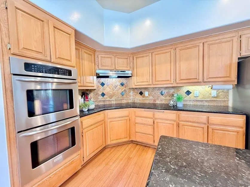 https://cdn.realtyfeed.com/cdn/127/260003078/082927baa74ef28b3a7d43a4369be549.webp