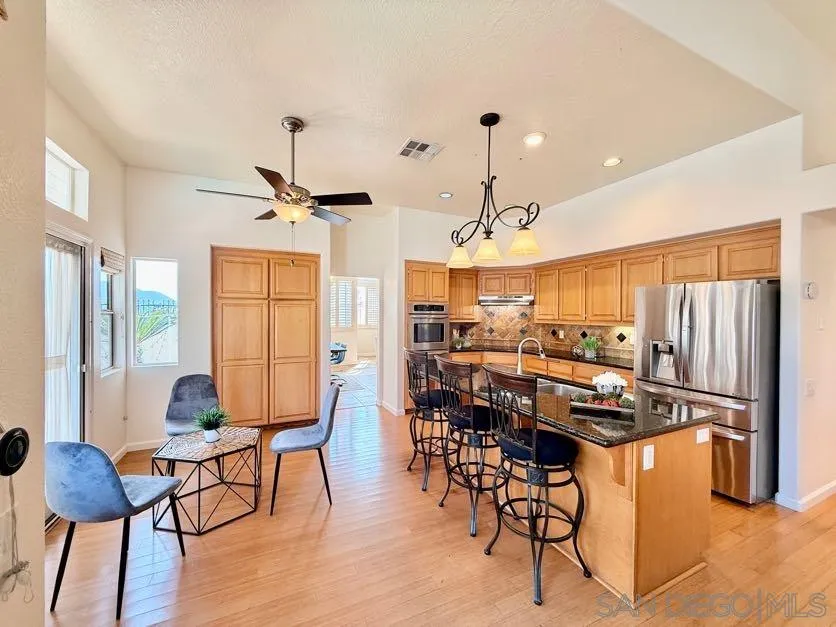 https://cdn.realtyfeed.com/cdn/127/260003078/27628498ebe427079d7b17679d45fd5a.webp