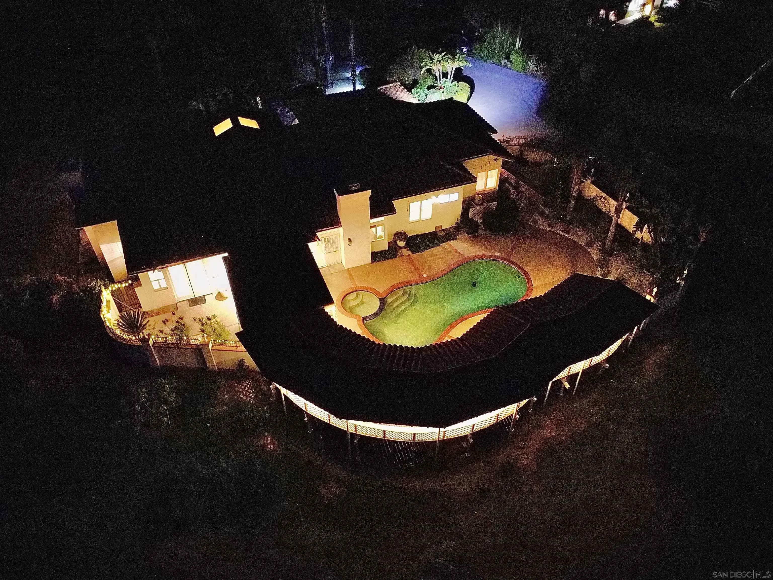 https://cdn.realtyfeed.com/cdn/127/260003078/555f0090e019027cc12a3fae139dcd13.webp