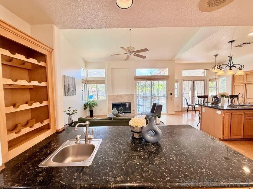 https://cdn.realtyfeed.com/cdn/127/260003078/6c5141c56f80354cc72c4cf0bc4040d5.webp