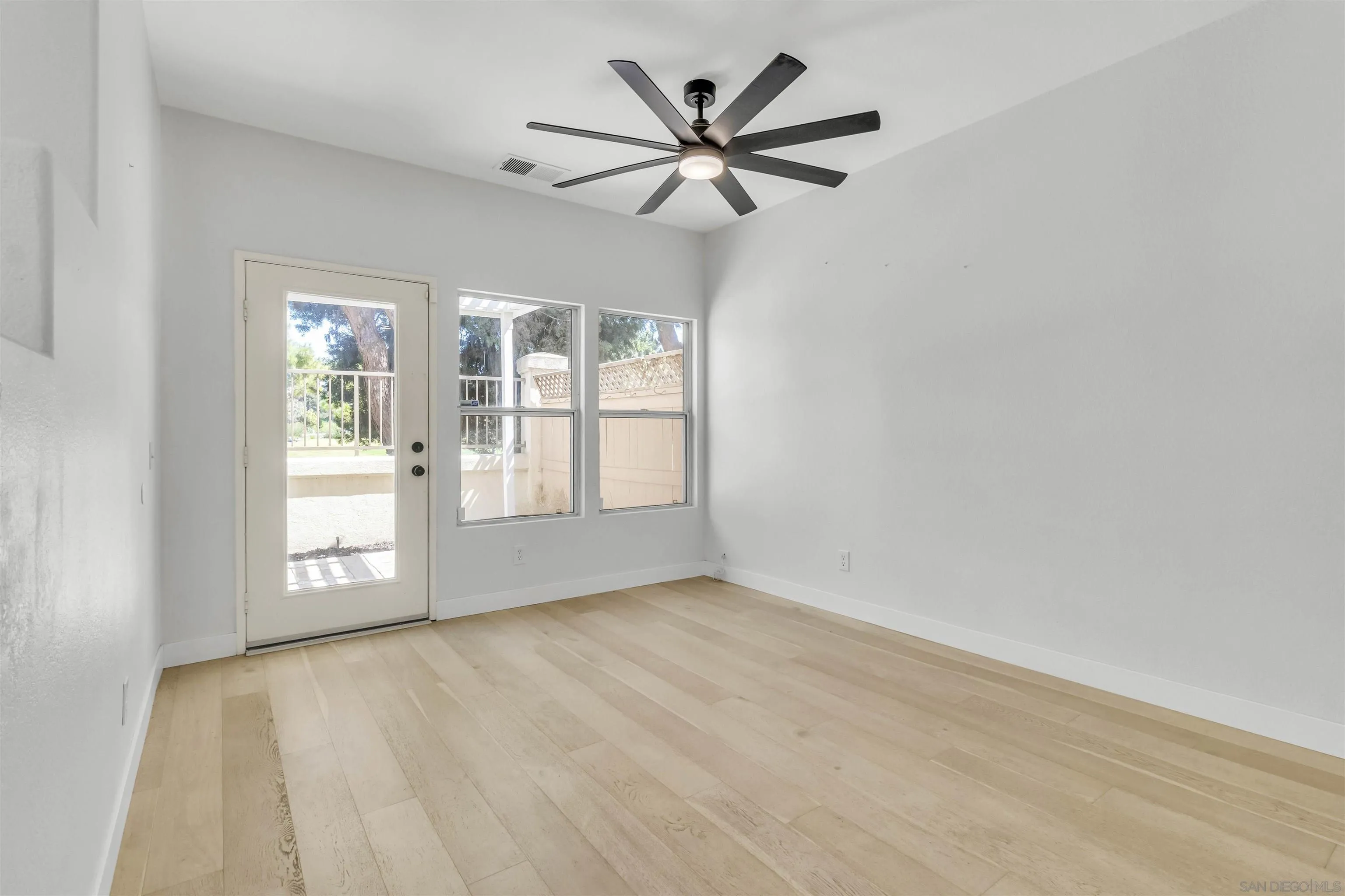 https://cdn.realtyfeed.com/cdn/127/260003081/14a85723cf257f275b68bb8e066000b8.webp