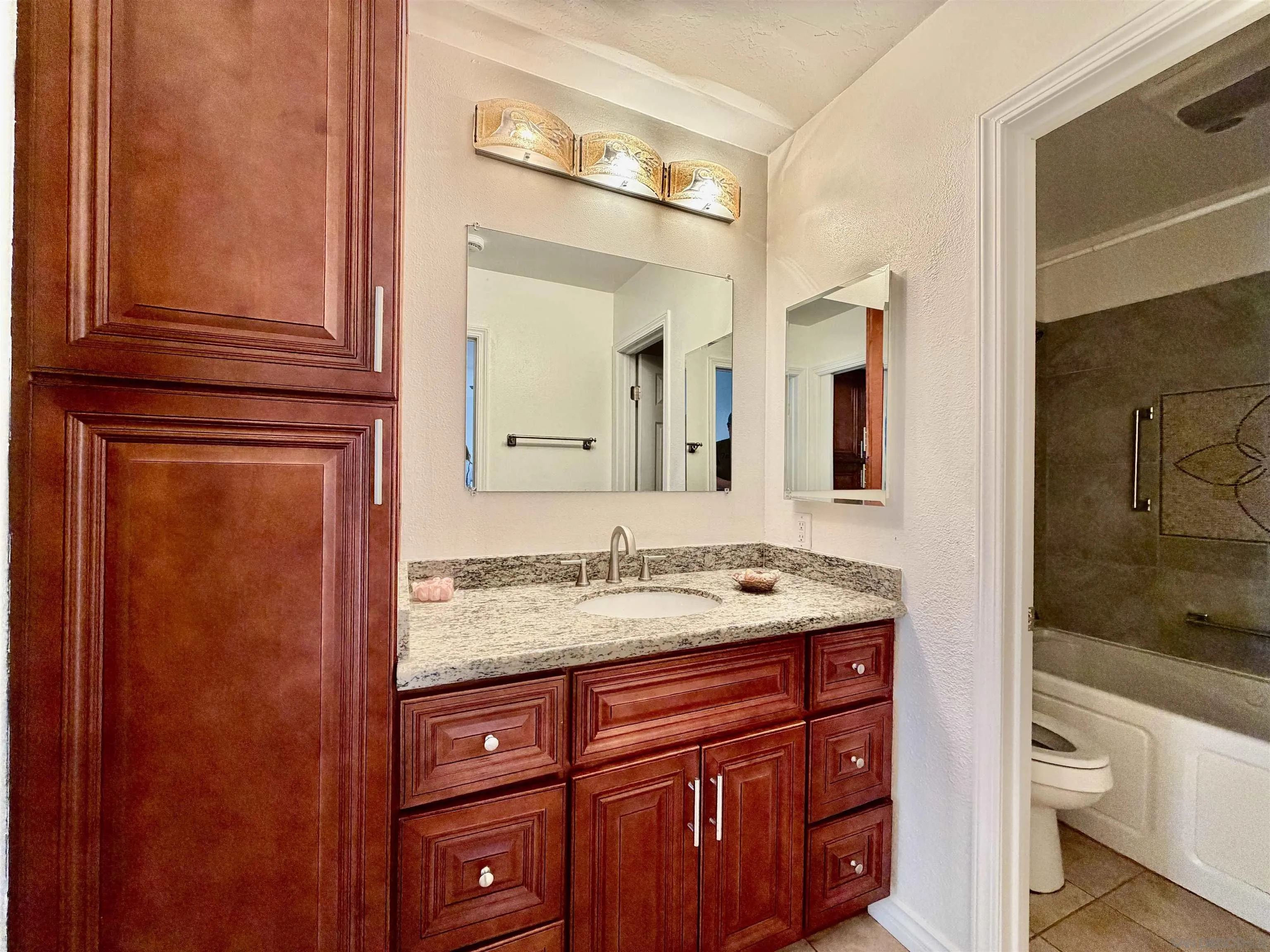 https://cdn.realtyfeed.com/cdn/127/260003082/40211254aec43e46dccc73c1042220e6.webp