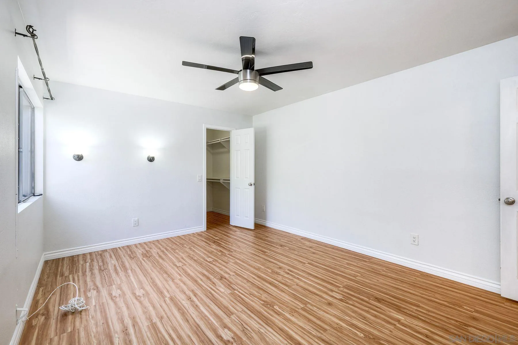 https://cdn.realtyfeed.com/cdn/127/260003082/4af558a200b630fc192a5825e83e2aa4.webp