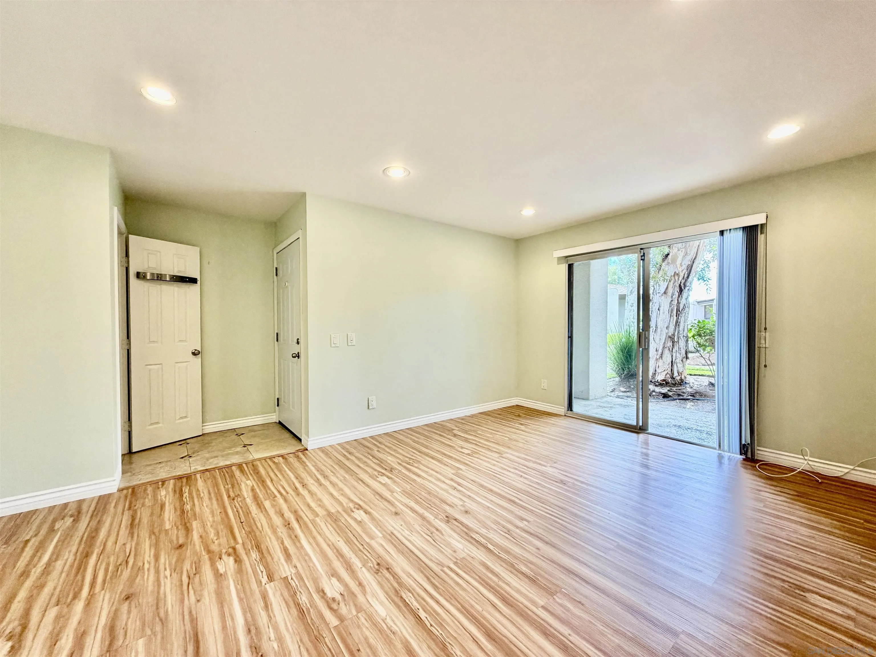 https://cdn.realtyfeed.com/cdn/127/260003082/b8d7fb90b7fc00a8ed0b8c5e5e2cf356.webp