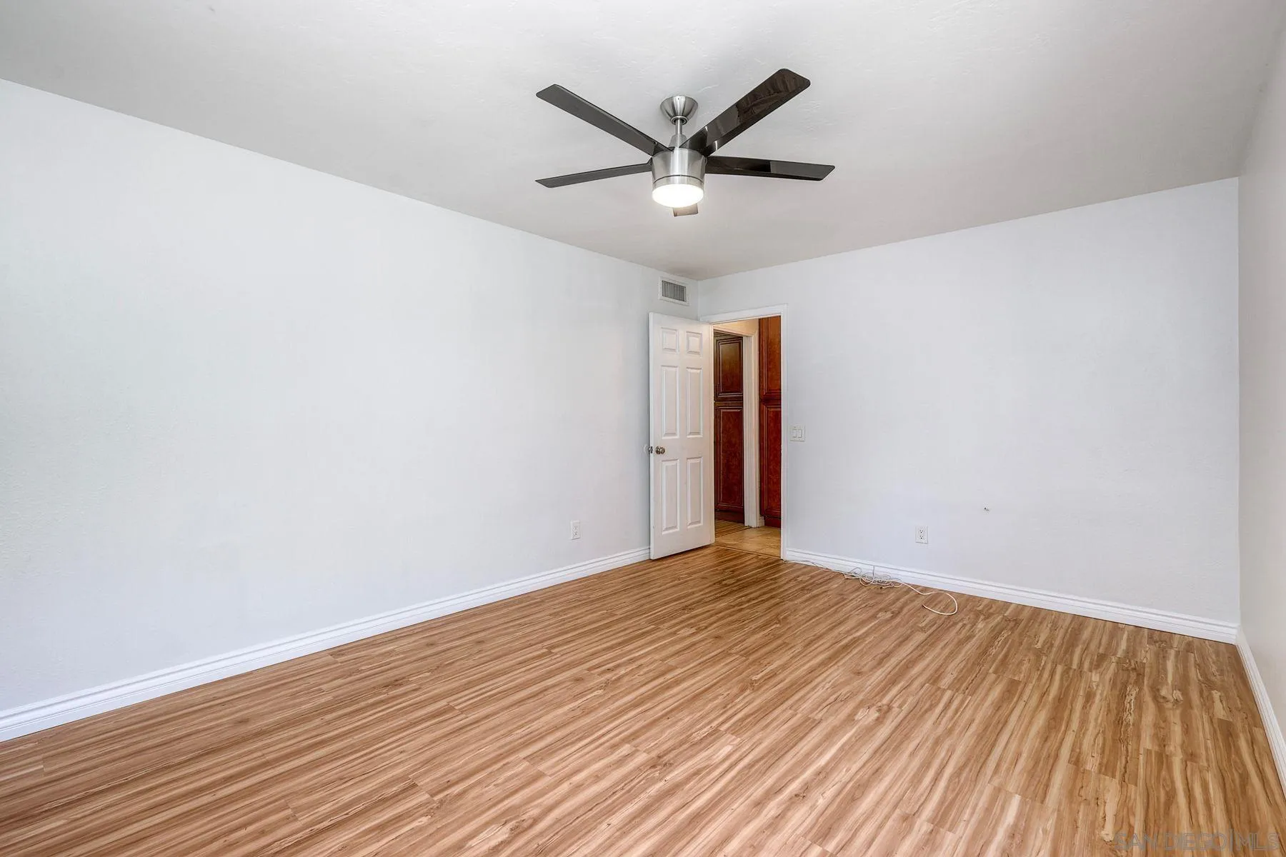 Photo #24: 260003082 Listing: Photo #24