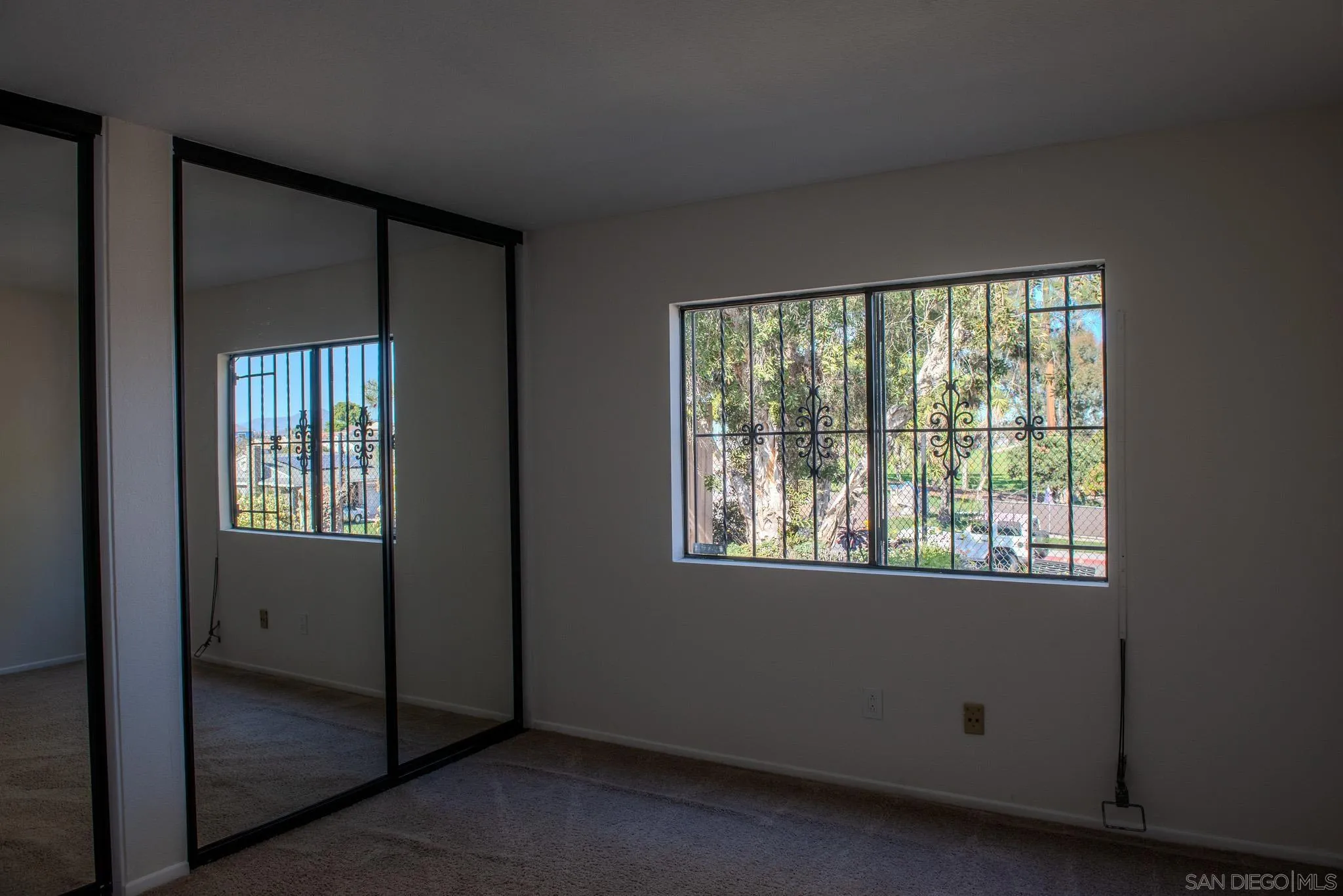 https://cdn.realtyfeed.com/cdn/127/260003084/77539711ed89bd1438fe51ebc50f128f.webp