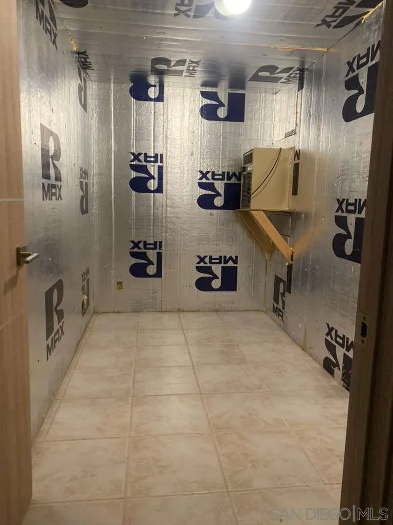 https://cdn.realtyfeed.com/cdn/127/260003088/1e4428f59042c0bf13c73f655b6b3364.webp