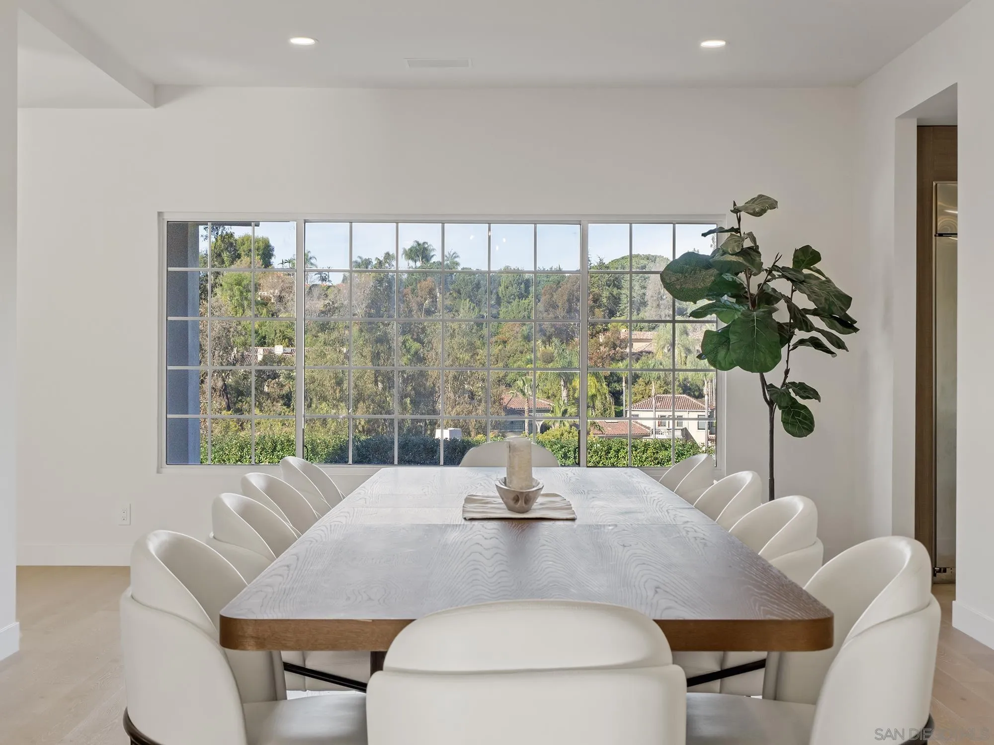 https://cdn.realtyfeed.com/cdn/127/260003088/aef50d88aa1935e7898953ad48dacf98.webp