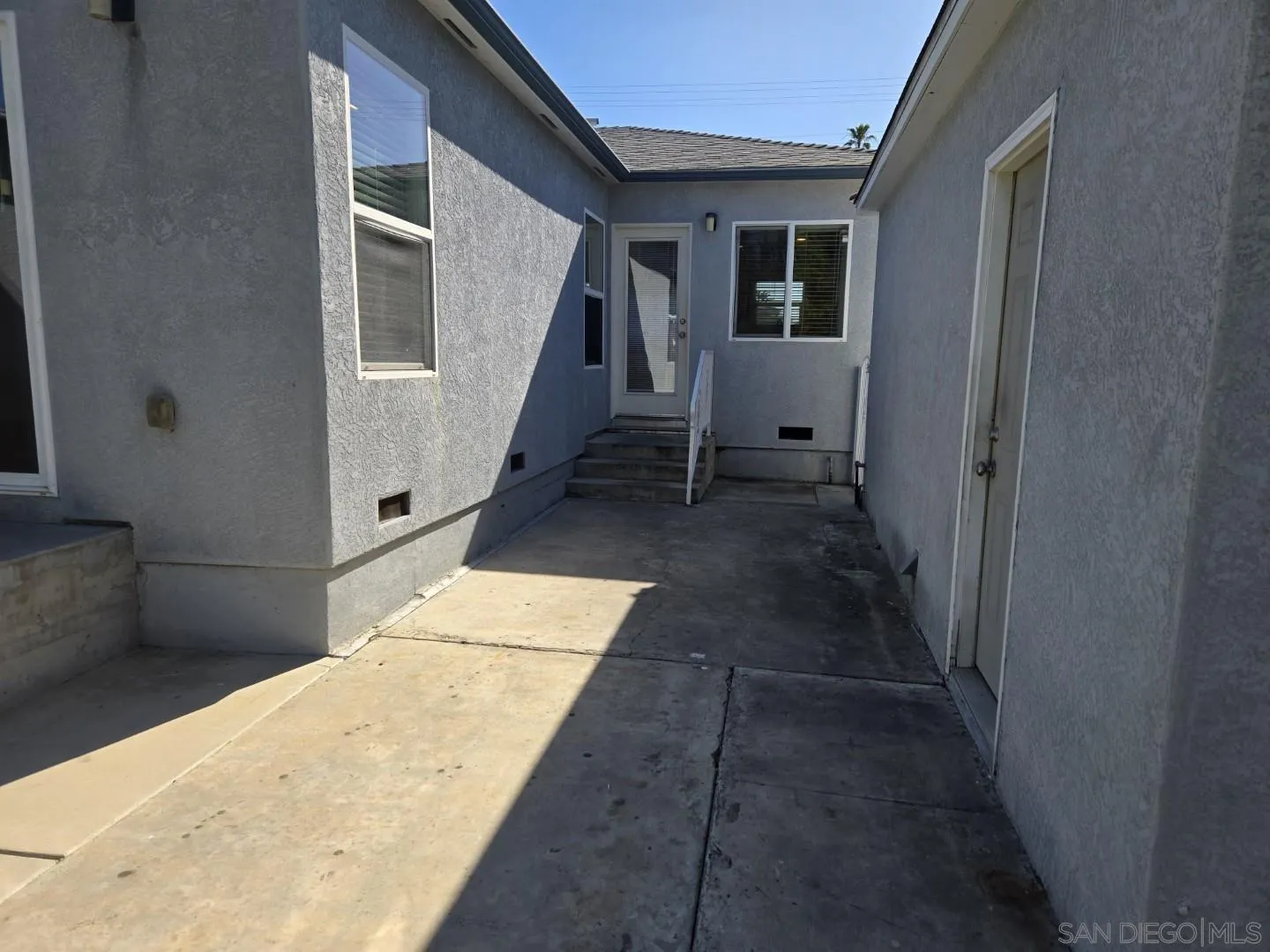 https://cdn.realtyfeed.com/cdn/127/260003089/fd5a93882e3f5ff3558b184dab1dec1b.webp