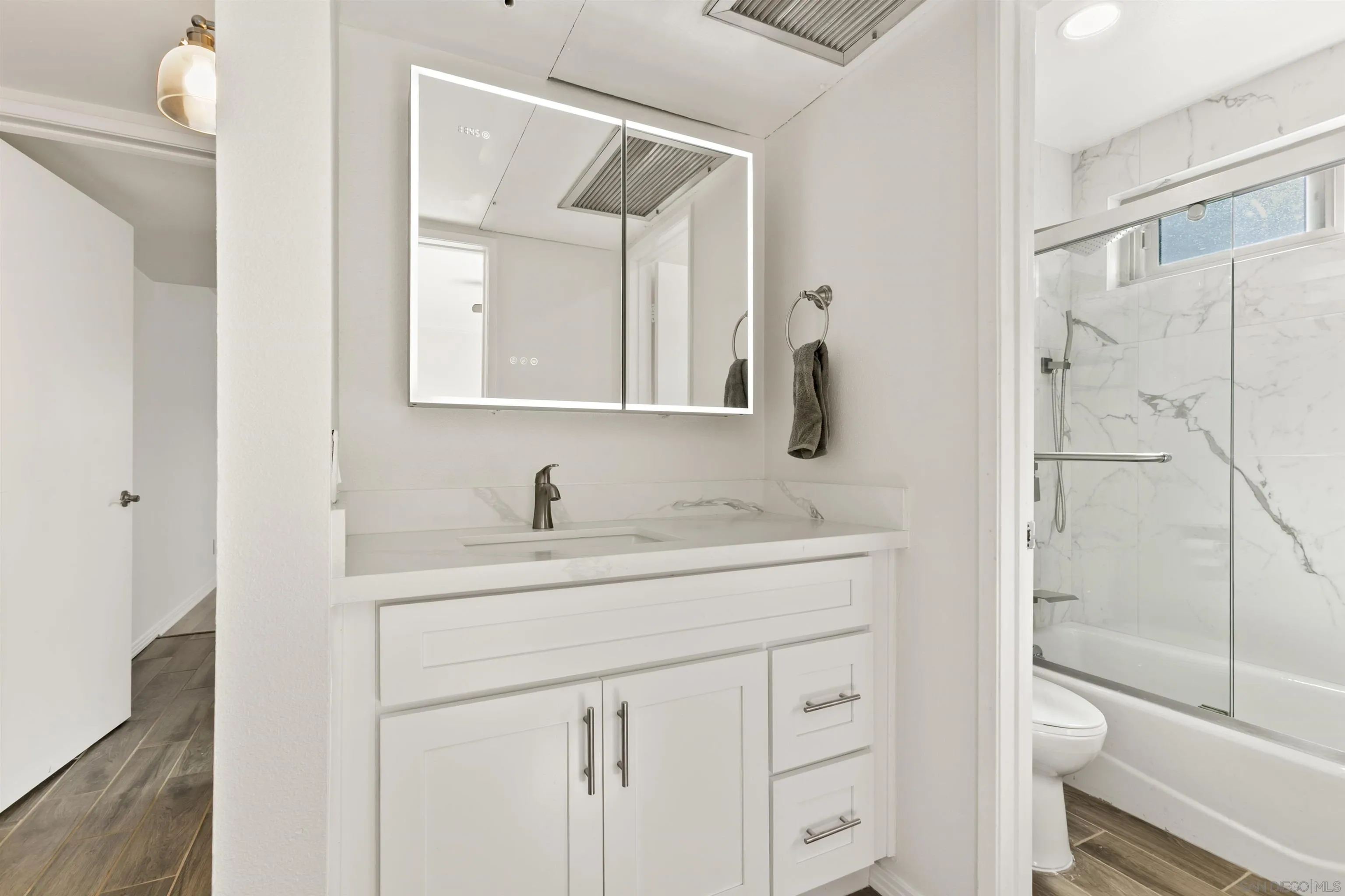 Photo #19: 260003090 Listing: Photo #19