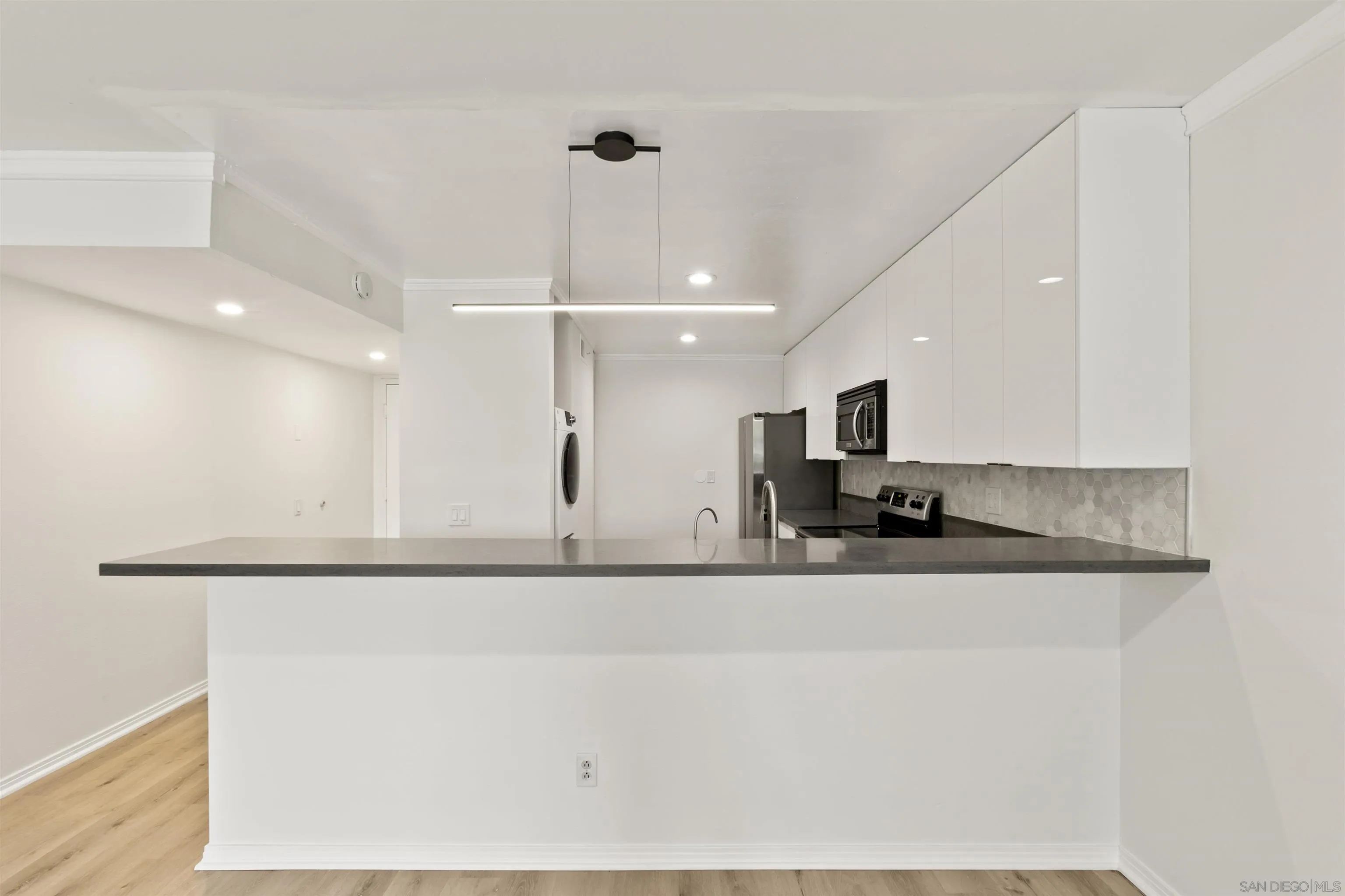 Photo #6: 260003090 Listing: Photo #6