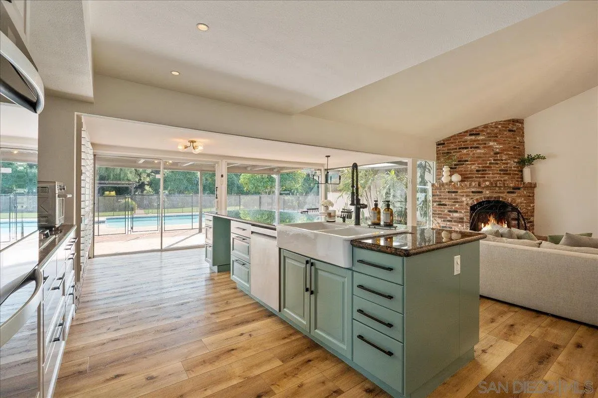 https://cdn.realtyfeed.com/cdn/127/260003095/b695fb9f801b6b0434795ecd1102fc92.webp