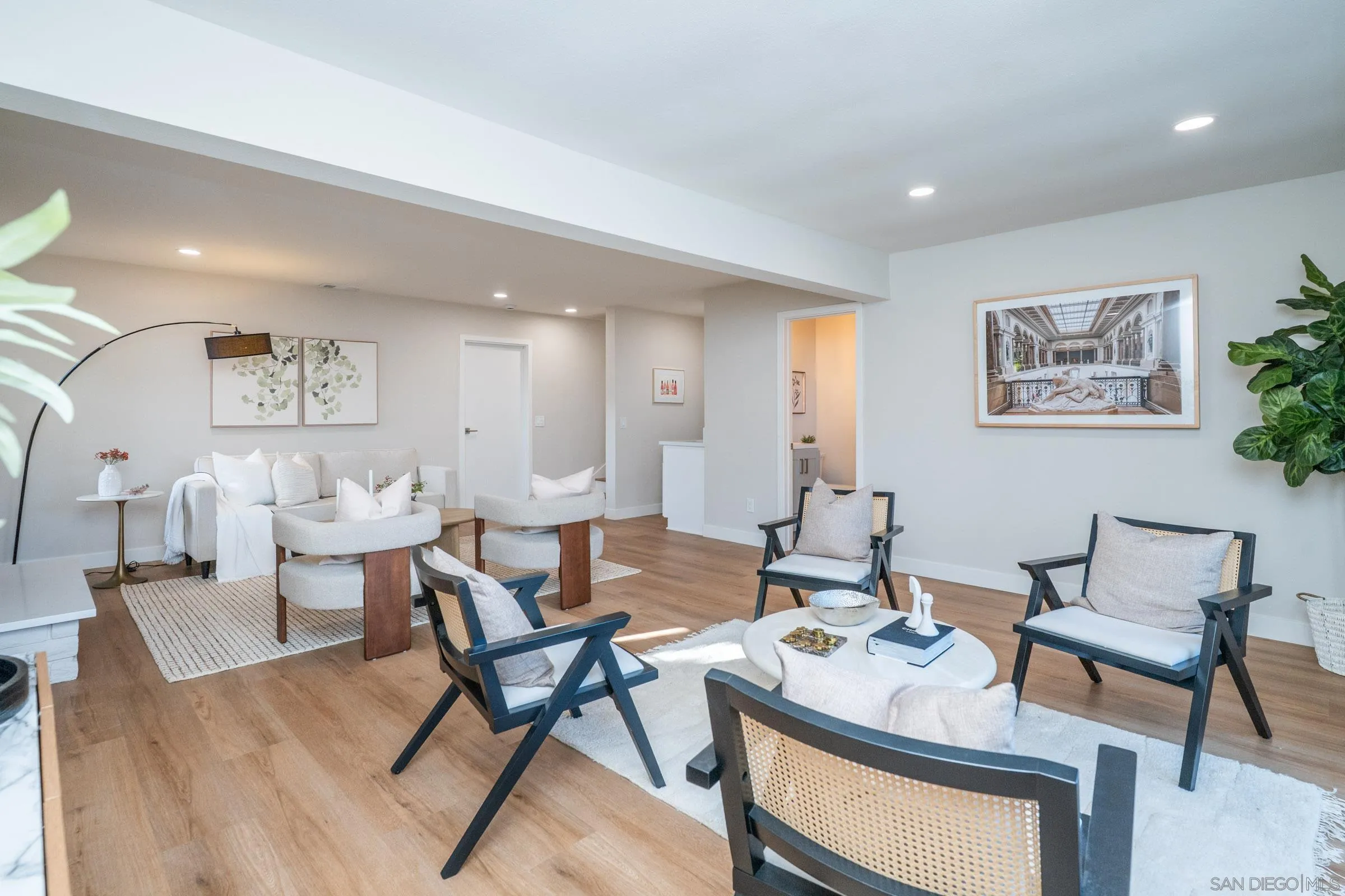 https://cdn.realtyfeed.com/cdn/127/260003103/4f53aa173e7a4b126d27972a79e62a5d.webp