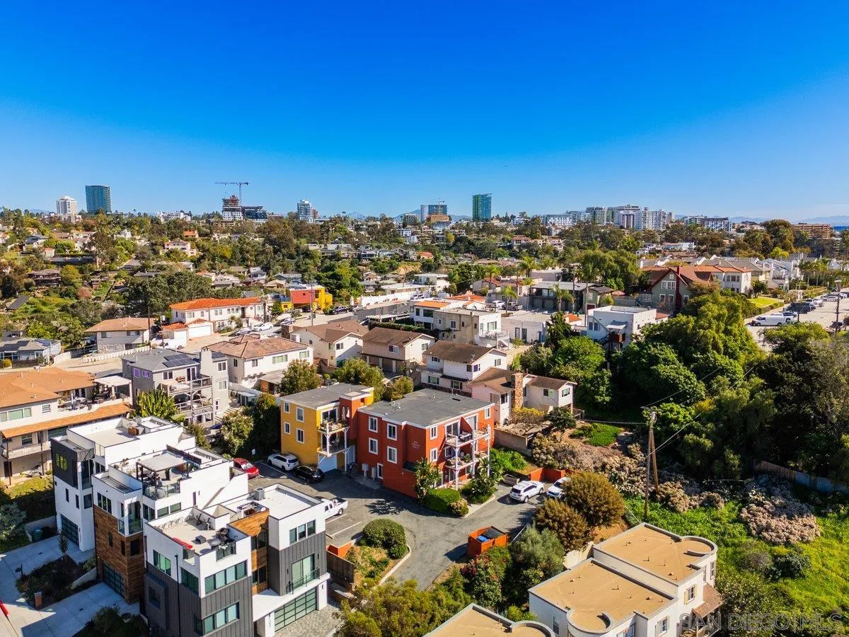 https://cdn.realtyfeed.com/cdn/127/260003110/9a0955939cd90c2253a07b600aafc53a.webp