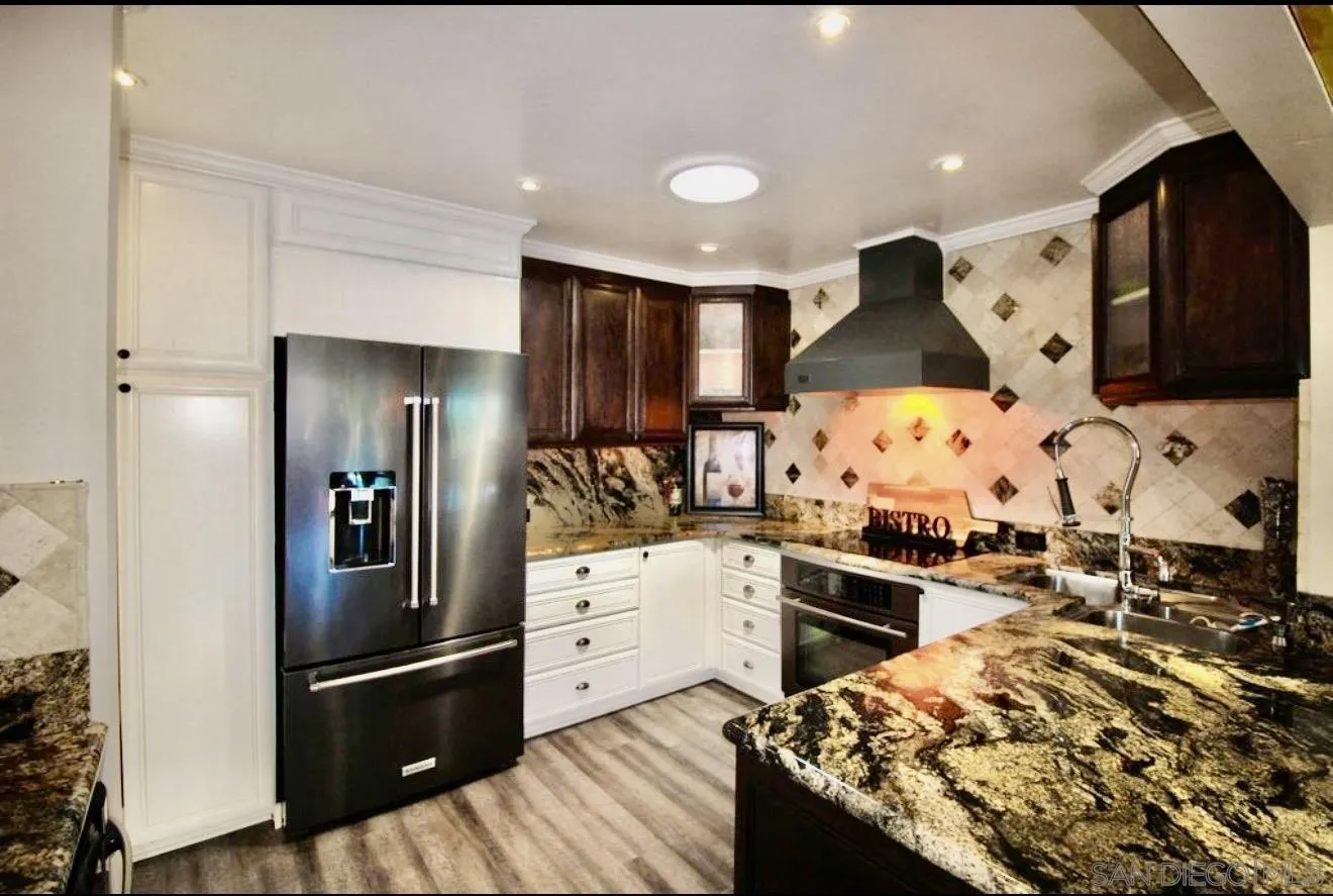 Photo #5: 260003111 Listing: Photo #5