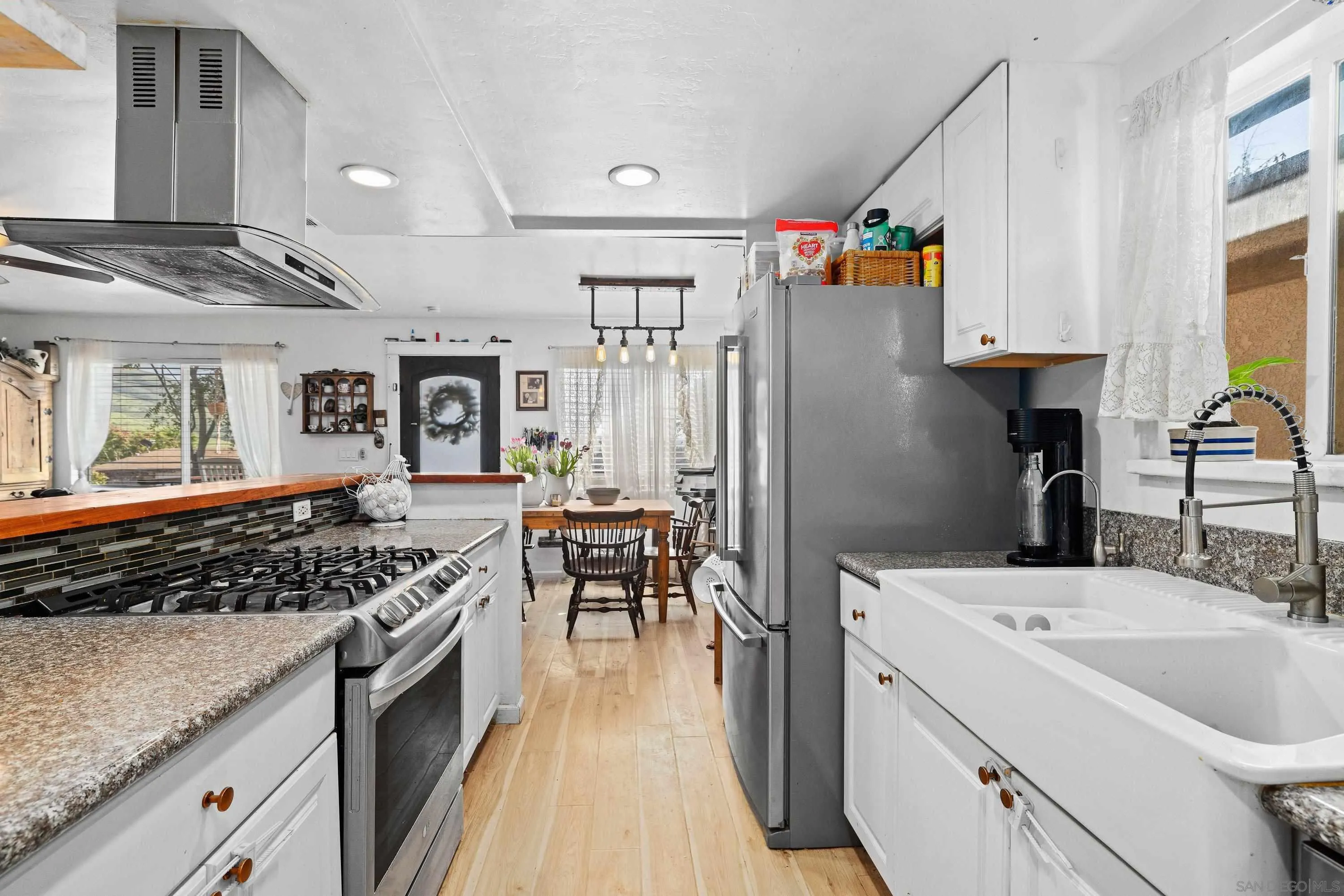 https://cdn.realtyfeed.com/cdn/127/260003119/6823d70673be0acd76ba1044b76628c0.webp