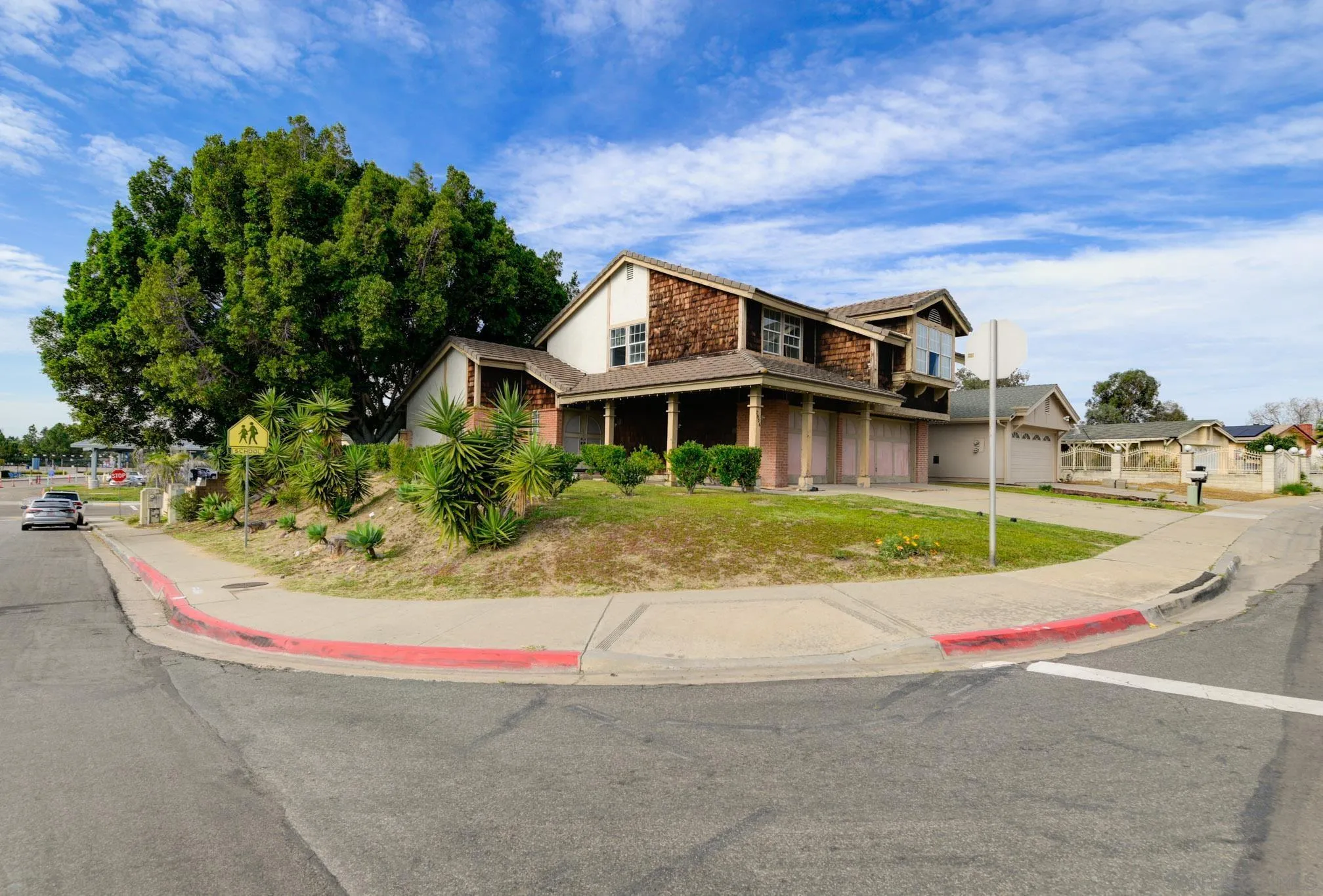 https://cdn.realtyfeed.com/cdn/127/260003120/e99b7a1e99adb5ad8522f36c03284b96.webp