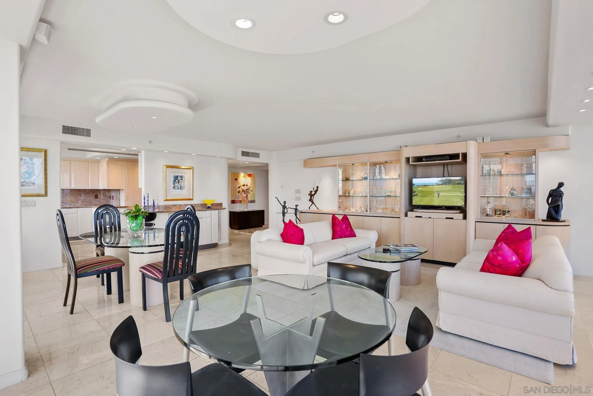 Photo #9: 260003123 Listing: Photo #9