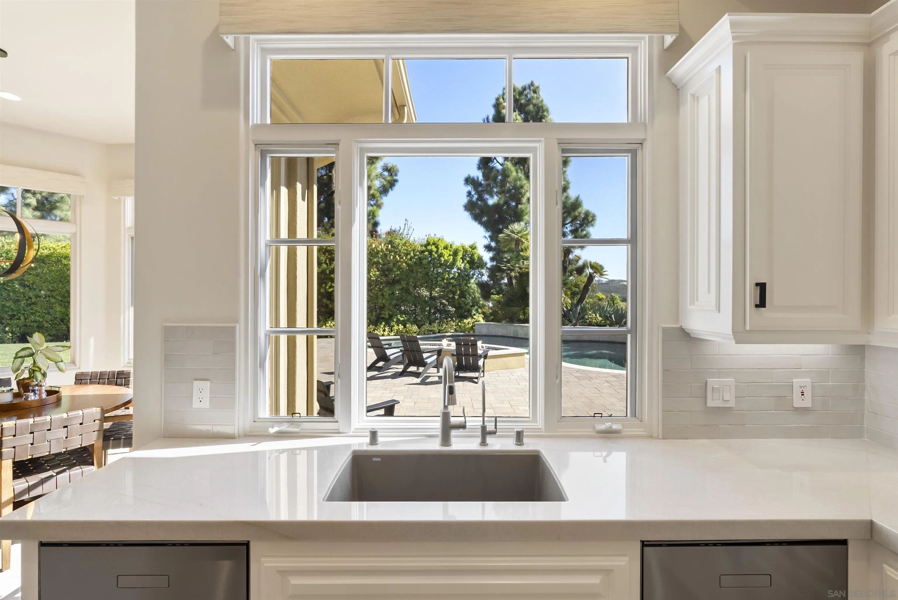 https://cdn.realtyfeed.com/cdn/127/260003131/a6f38174291ca7a6dce48708e0be1641.webp
