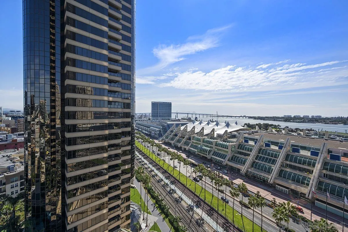 https://cdn.realtyfeed.com/cdn/127/260003138/6943d17992a0b41734905d3224f20451.webp