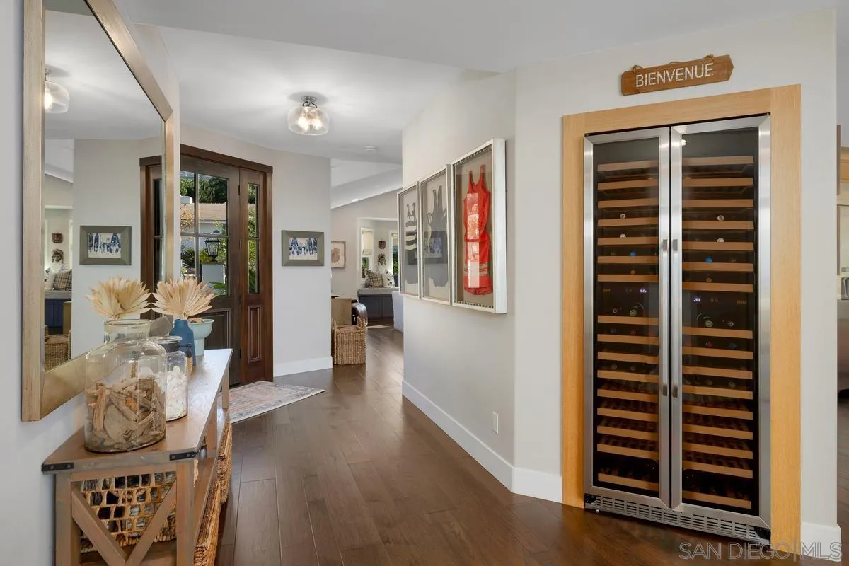 https://cdn.realtyfeed.com/cdn/127/260003145/8c8717021e1a4b140bb003cac38d546c.webp