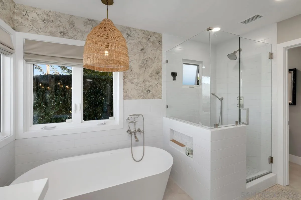 https://cdn.realtyfeed.com/cdn/127/260003145/a99f5a143a635d465265dea57d470215.webp