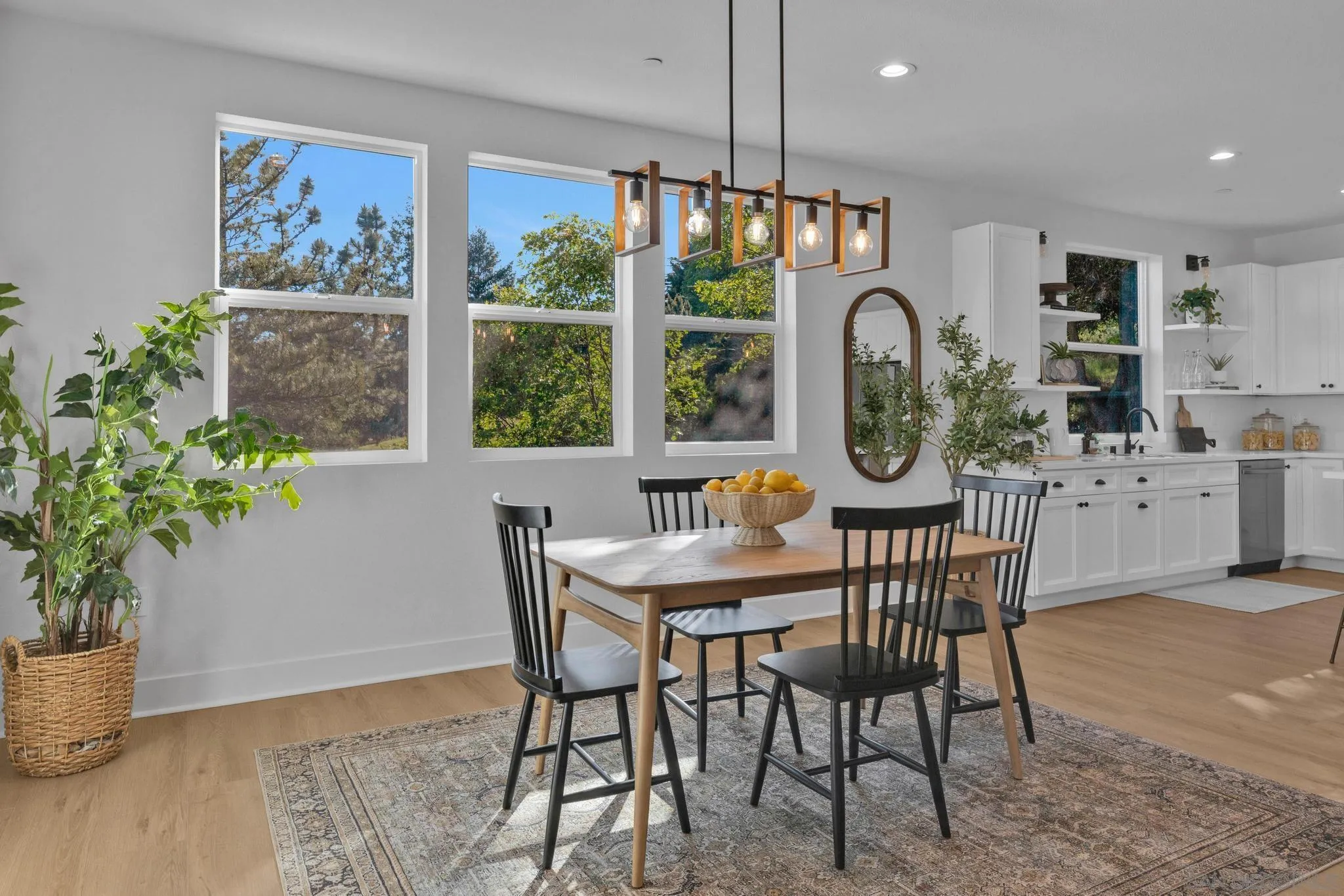 https://cdn.realtyfeed.com/cdn/127/260003146/391dacb495858a349ea345605653b019.webp