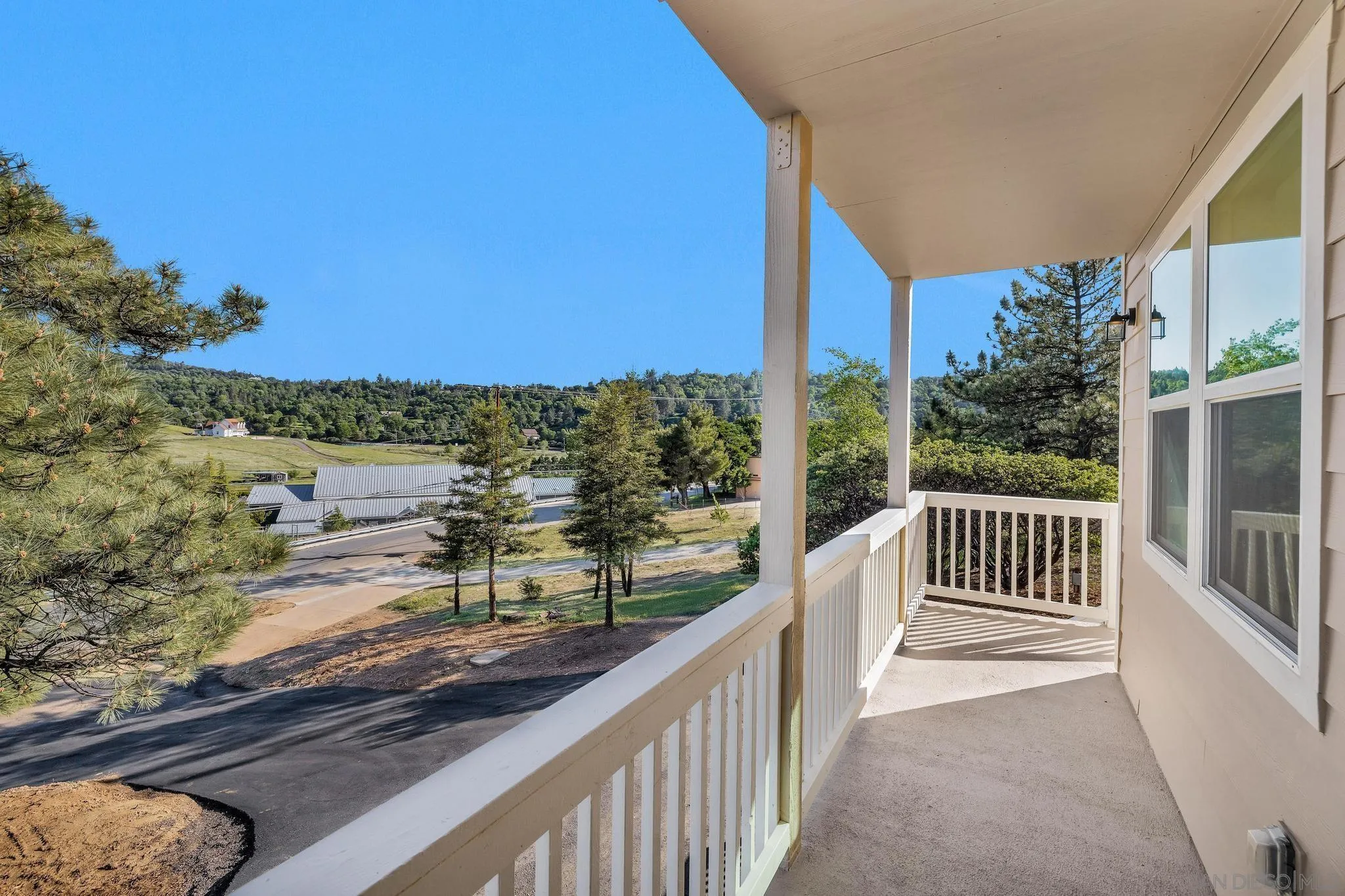 https://cdn.realtyfeed.com/cdn/127/260003146/77a47945dc01c2edf2b146684b2561ef.webp
