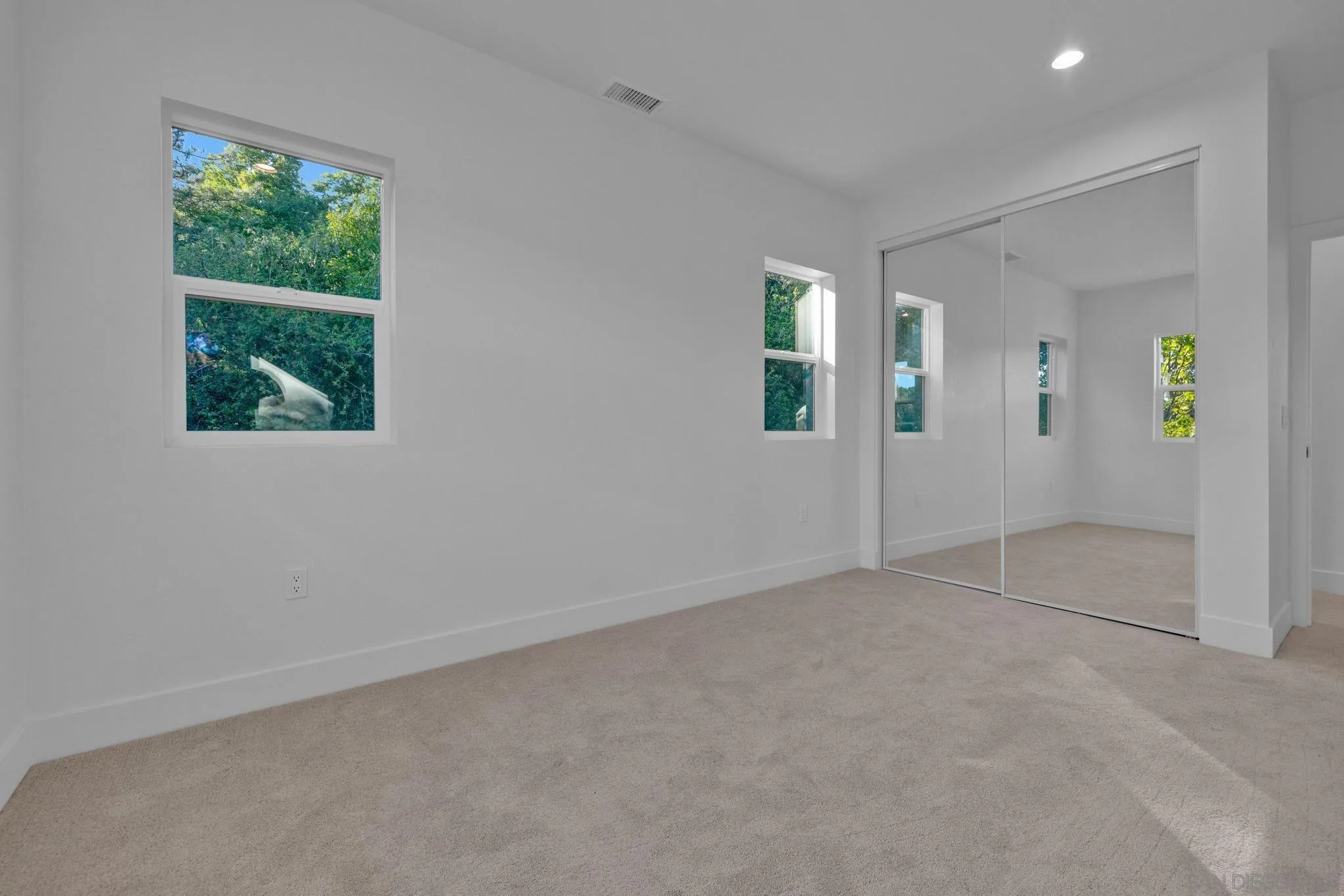 https://cdn.realtyfeed.com/cdn/127/260003146/9599356591b81ac3ff795f4a4f778b5e.webp