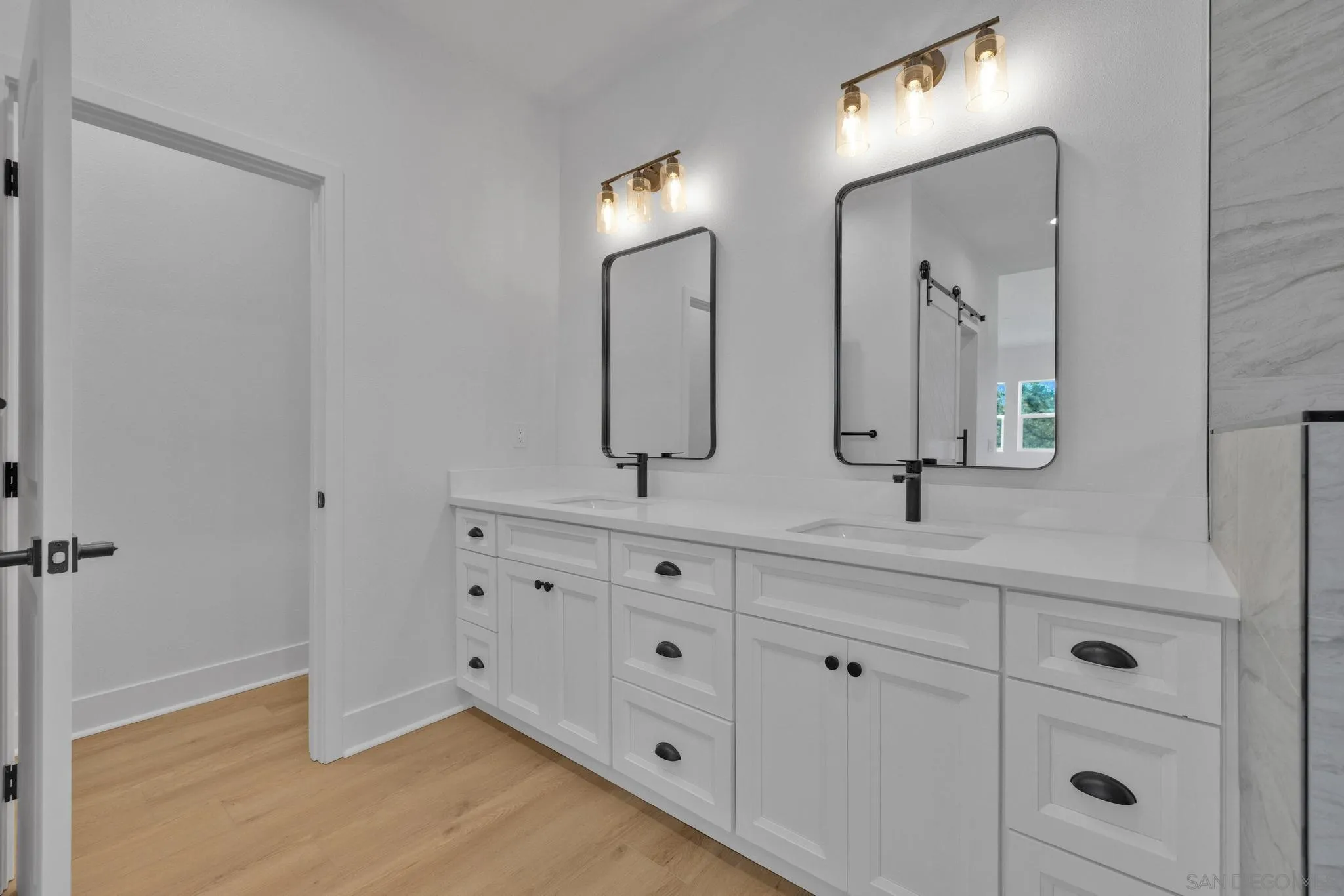 https://cdn.realtyfeed.com/cdn/127/260003146/a432f921d3d6c0e613e67620549d79a4.webp