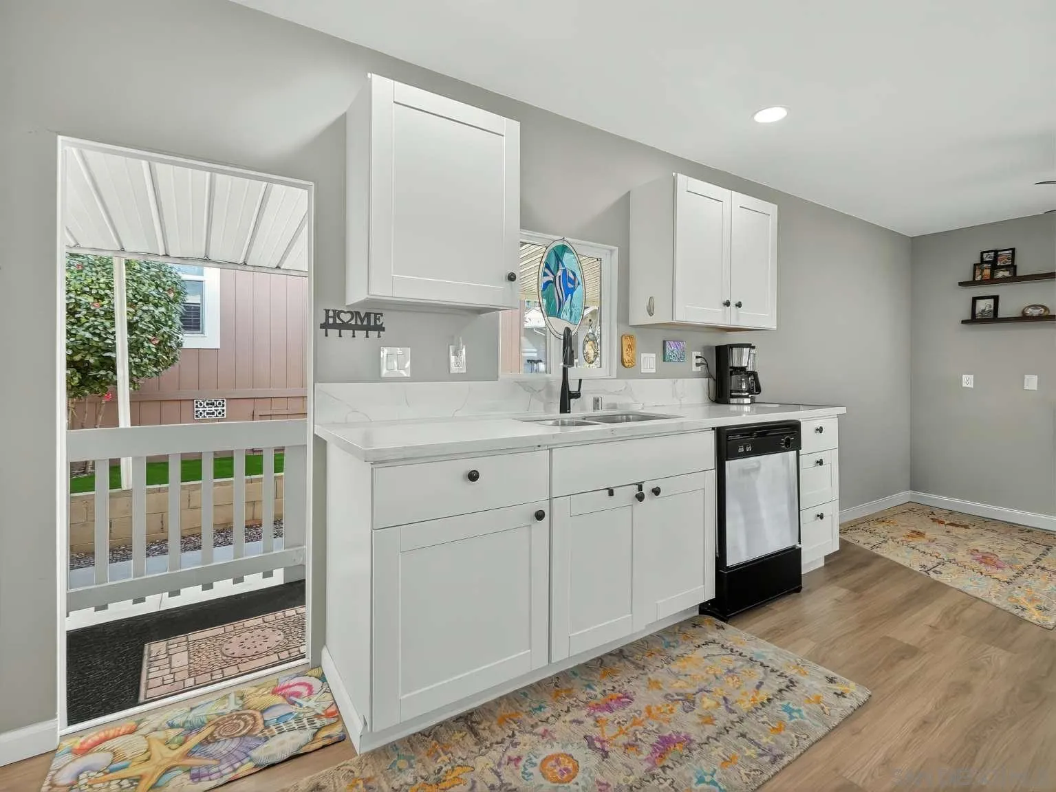 https://cdn.realtyfeed.com/cdn/127/260003147/55f5dad7a6e5972da04910ac05075415.webp