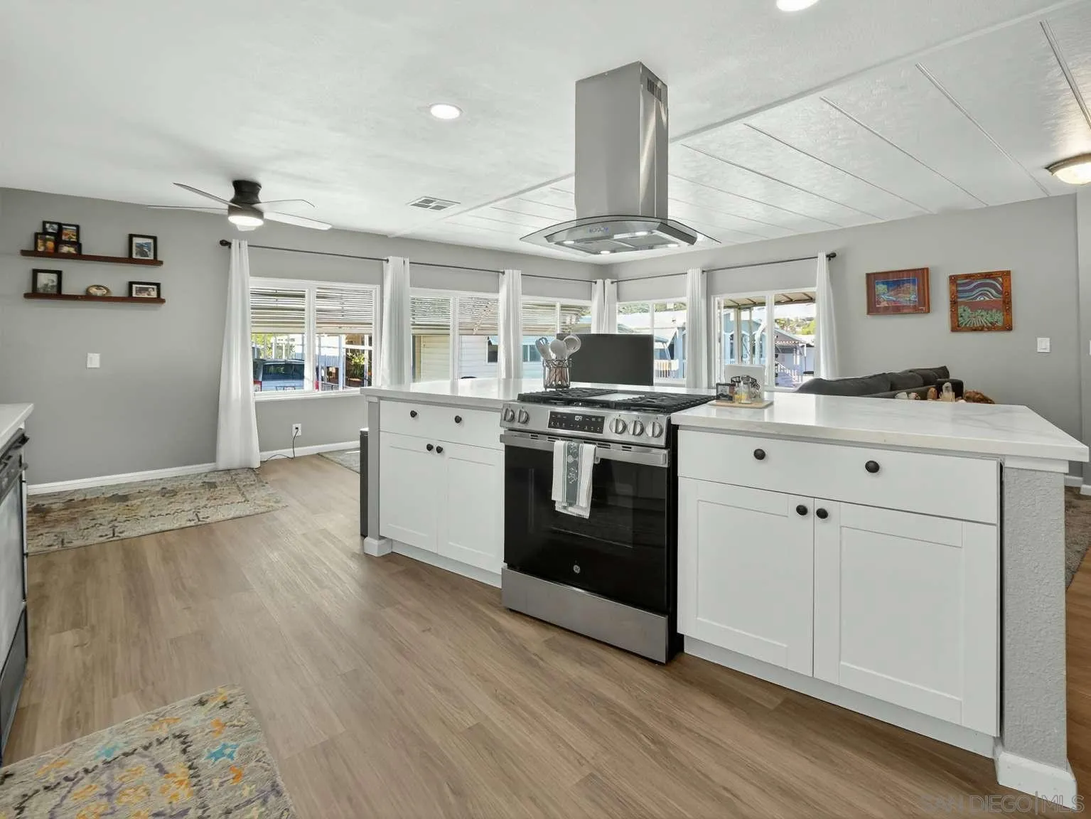 https://cdn.realtyfeed.com/cdn/127/260003147/ef8e8c18aa3d921c03daff3b93312919.webp