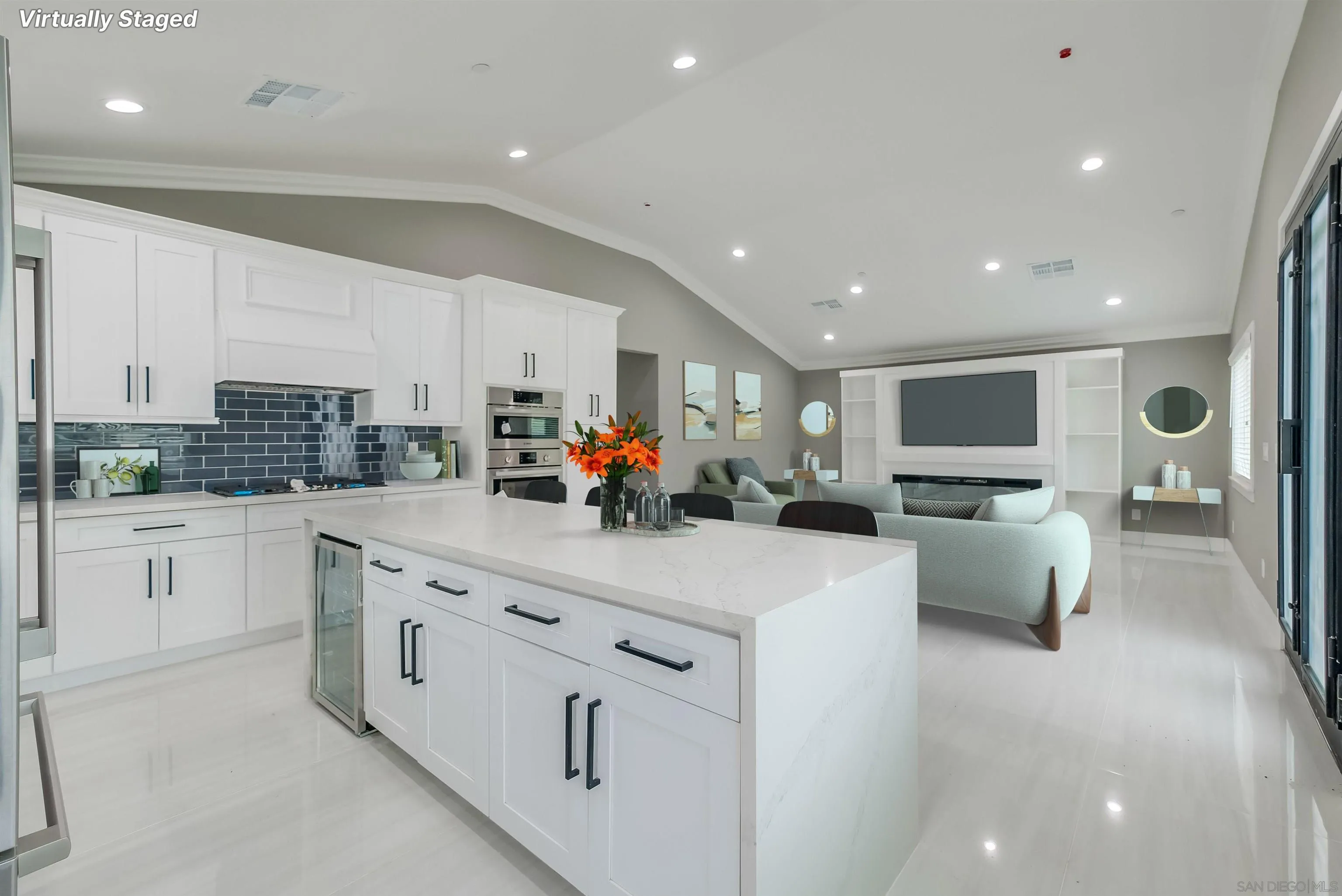 633 Meta Street, Oxnard, CA, 93030