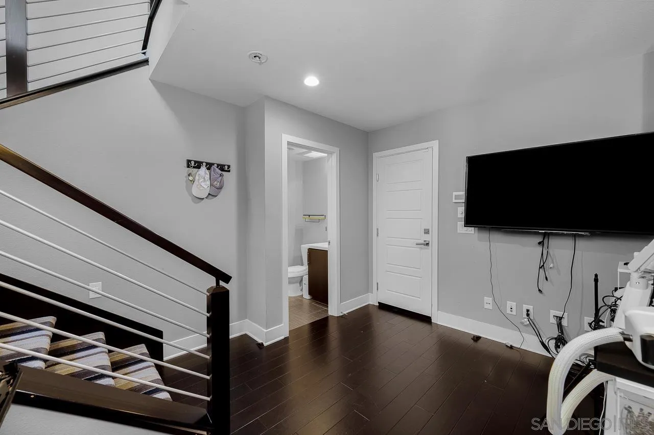 https://cdn.realtyfeed.com/cdn/127/260003159/13e9ccd1480090a57b609b1d7c020eeb.webp
