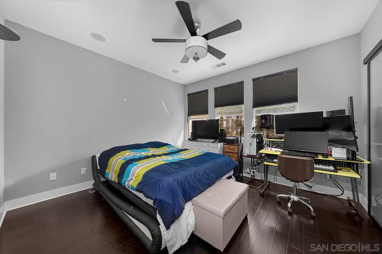 Photo #27: 260003159 Listing: Photo #27