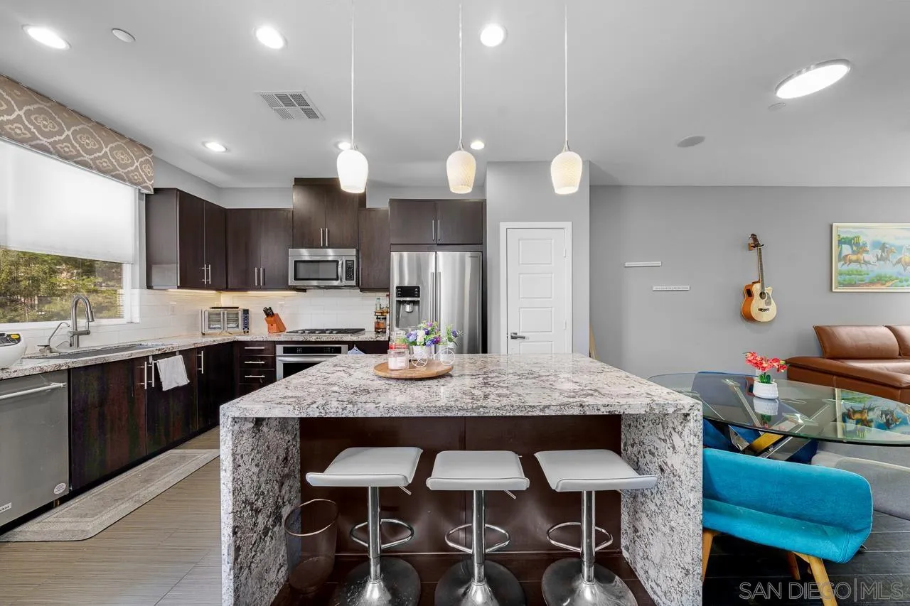 Photo #13: 260003159 Listing: Photo #13