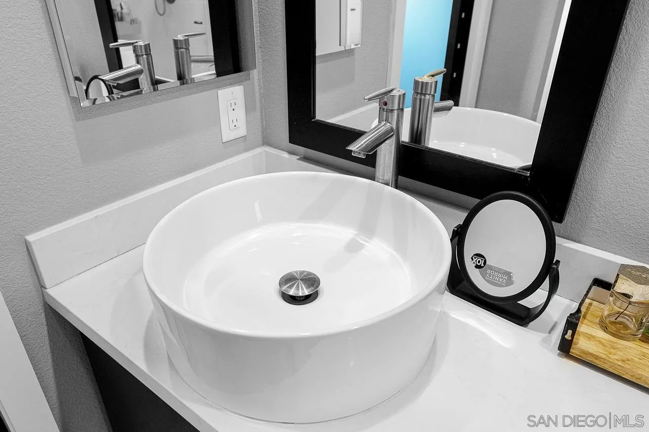 Photo #30: 260003159 Listing: Photo #30