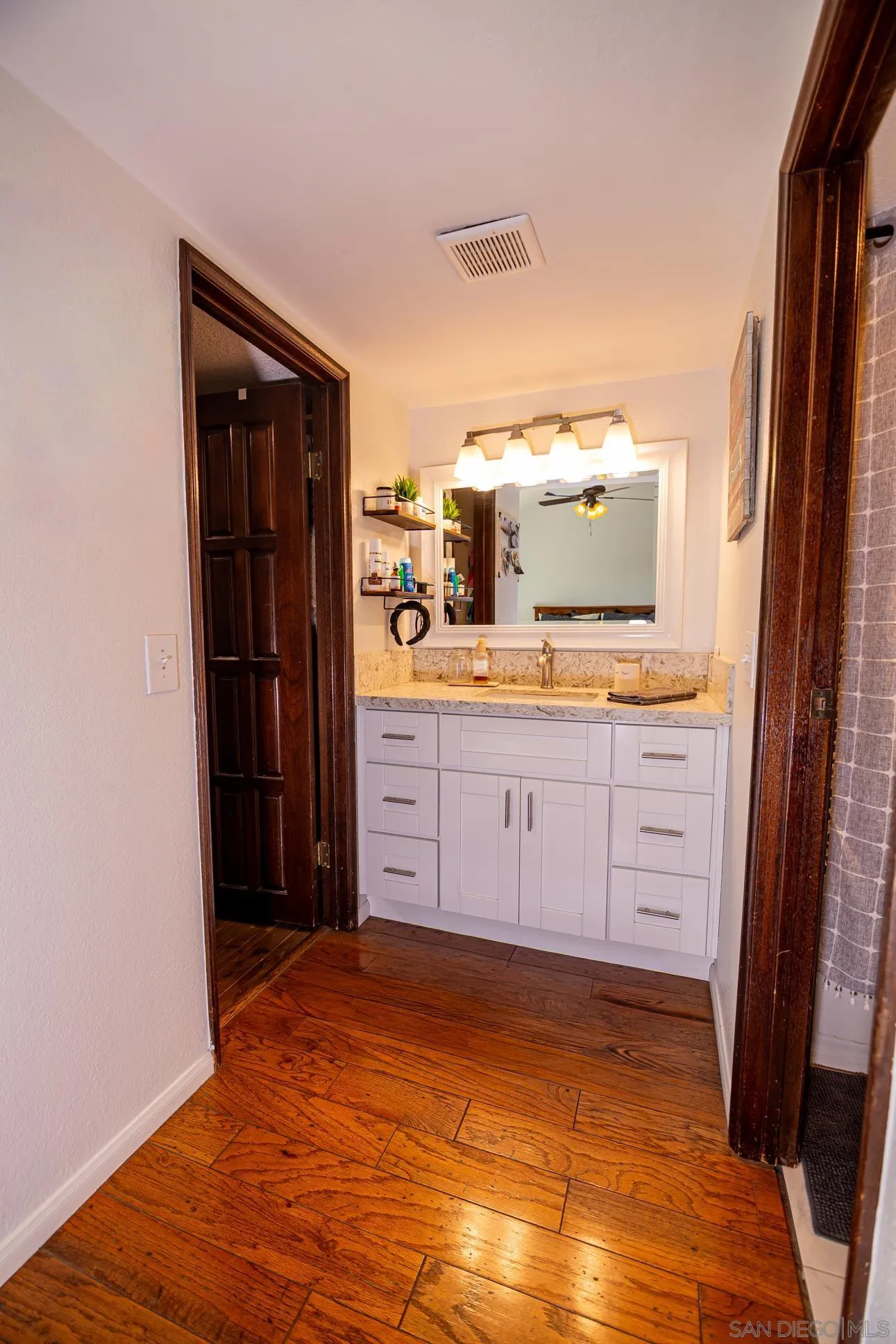 Photo #19: 260003172 Listing: Photo #19