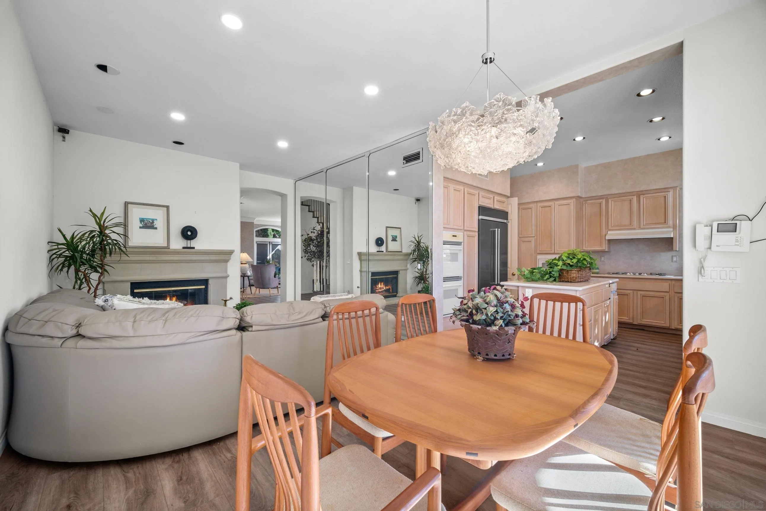 Photo #9: 260003174 Listing: Photo #9