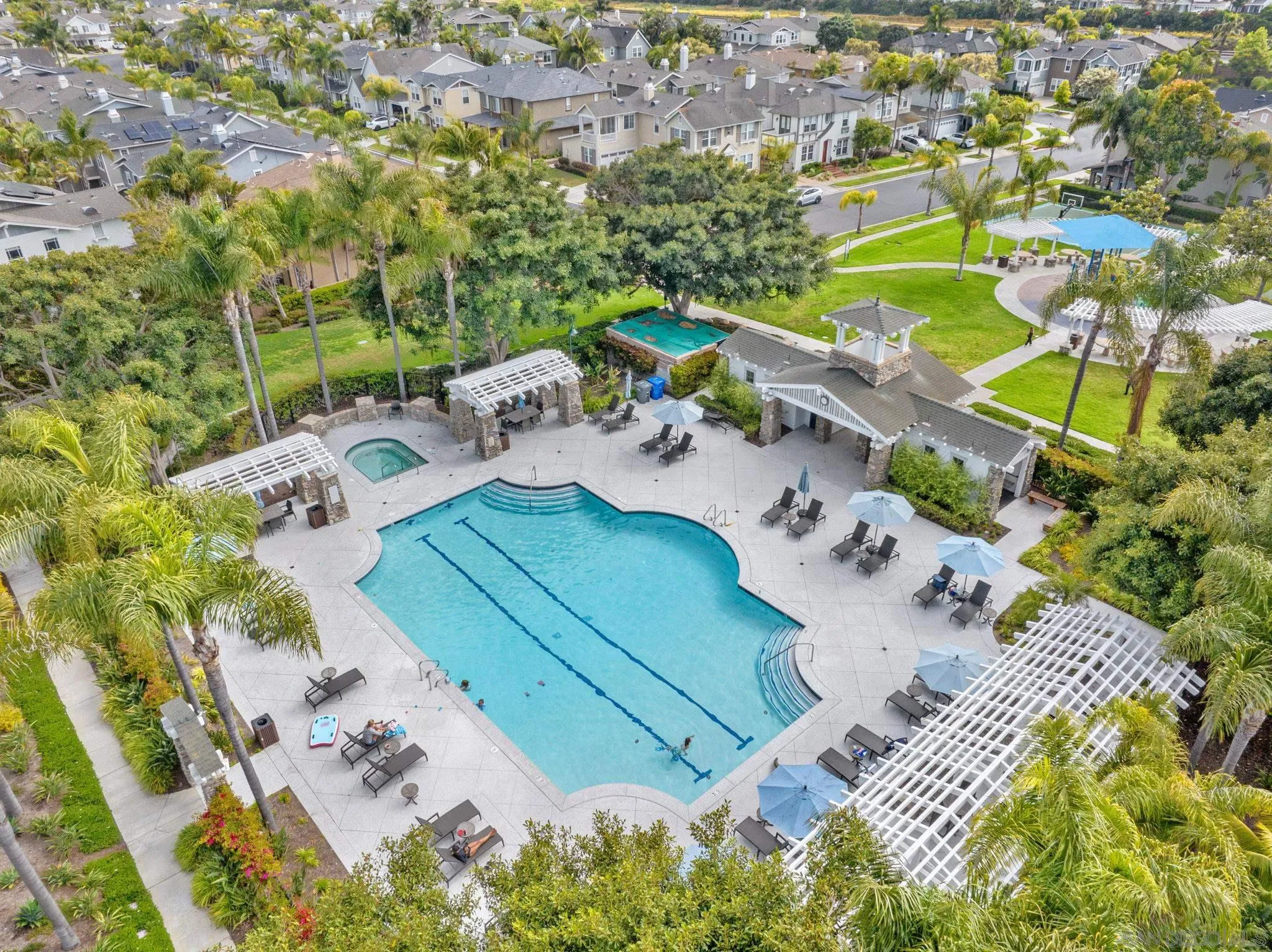 https://cdn.realtyfeed.com/cdn/127/260003176/aa3b87dd494328700adc0e5d062da34f.webp