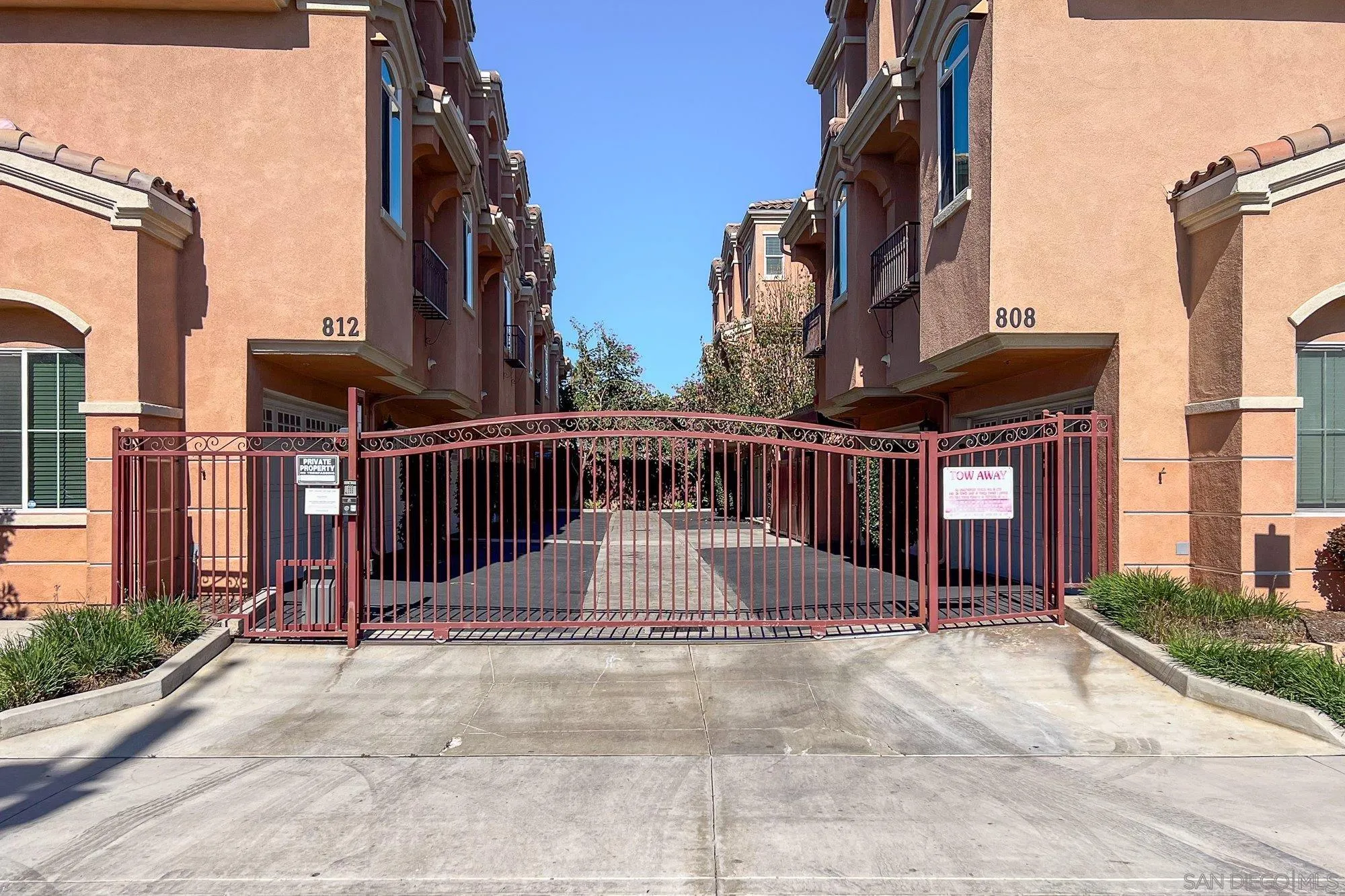 Photo #2: 260003183 Listing: Photo #2