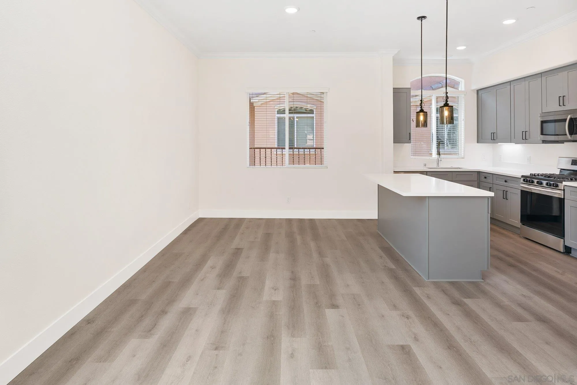 Photo #11: 260003183 Listing: Photo #11