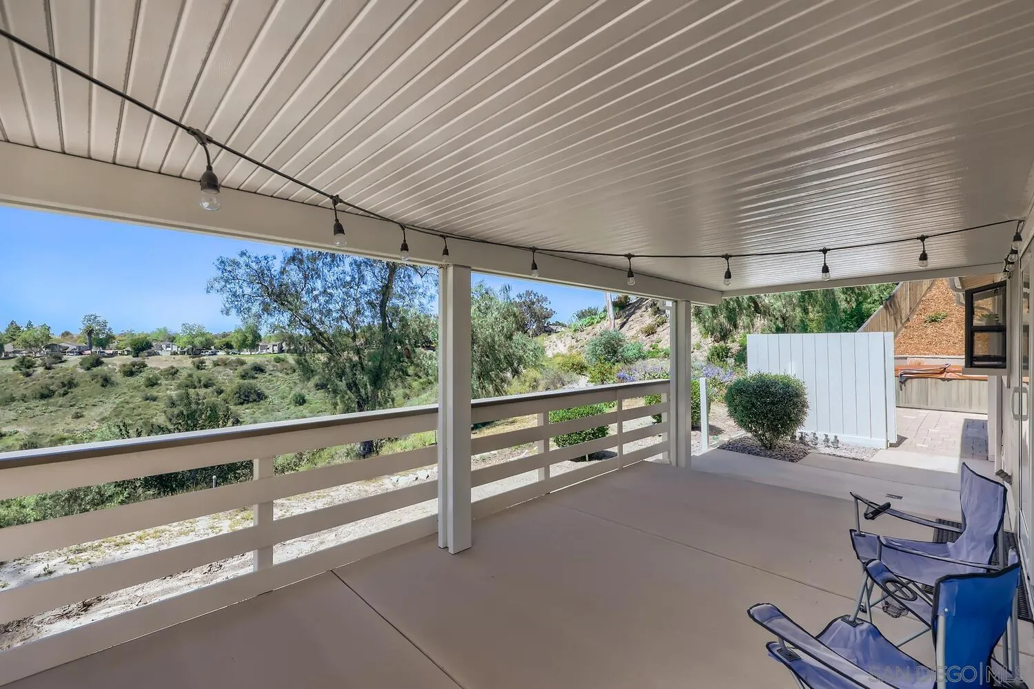 https://cdn.realtyfeed.com/cdn/127/260003186/56a81d5e3557955f2a15a7be1ddc75c3.webp