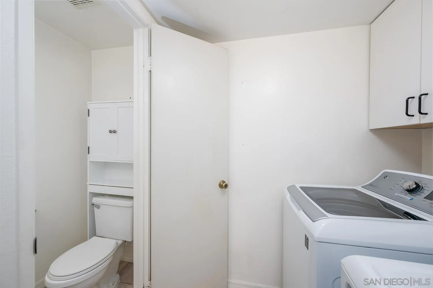 Photo #11: 260003187 Listing: Photo #11