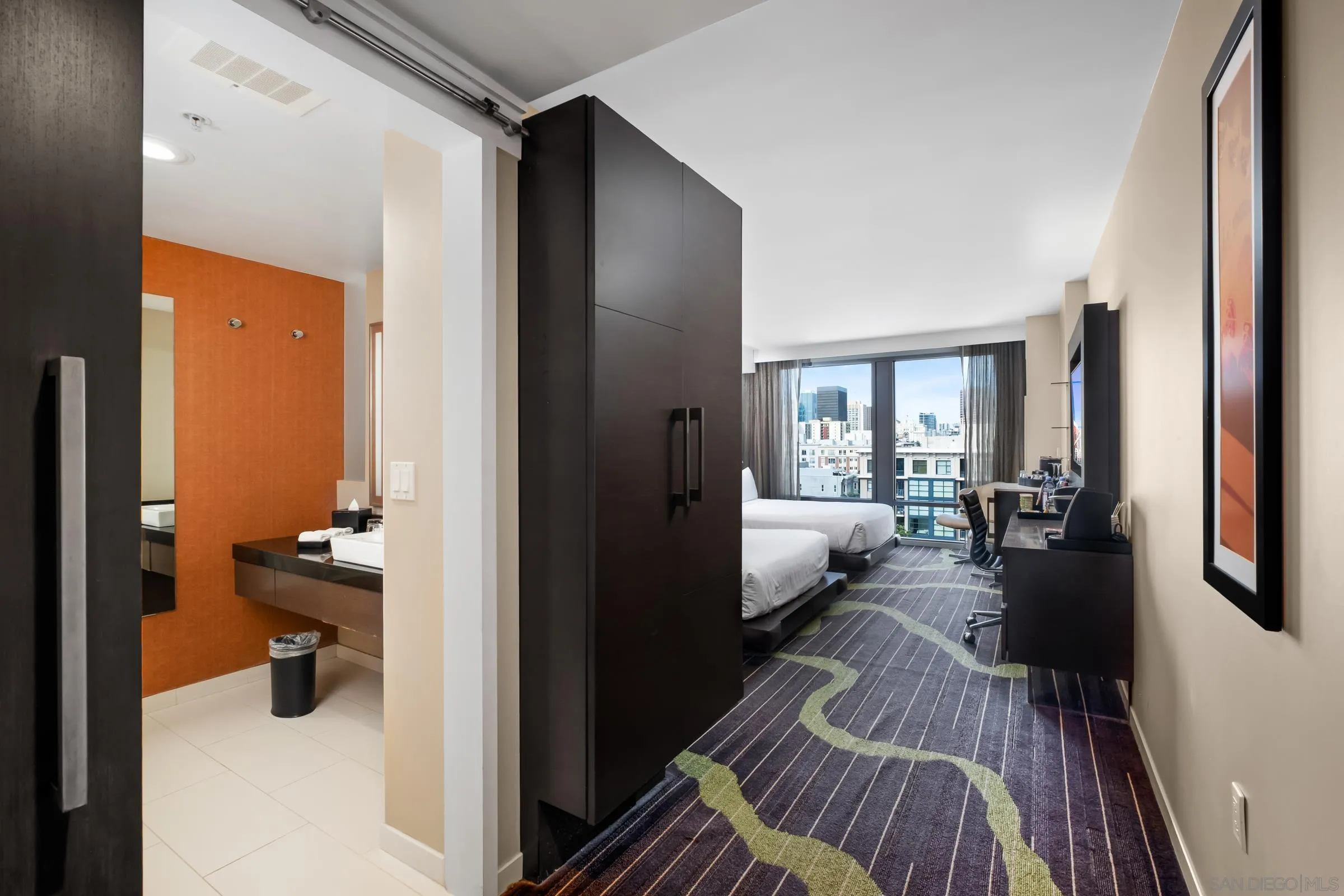 https://cdn.realtyfeed.com/cdn/127/260003190/ecdcdab150cd7734571d00866e49430d.webp