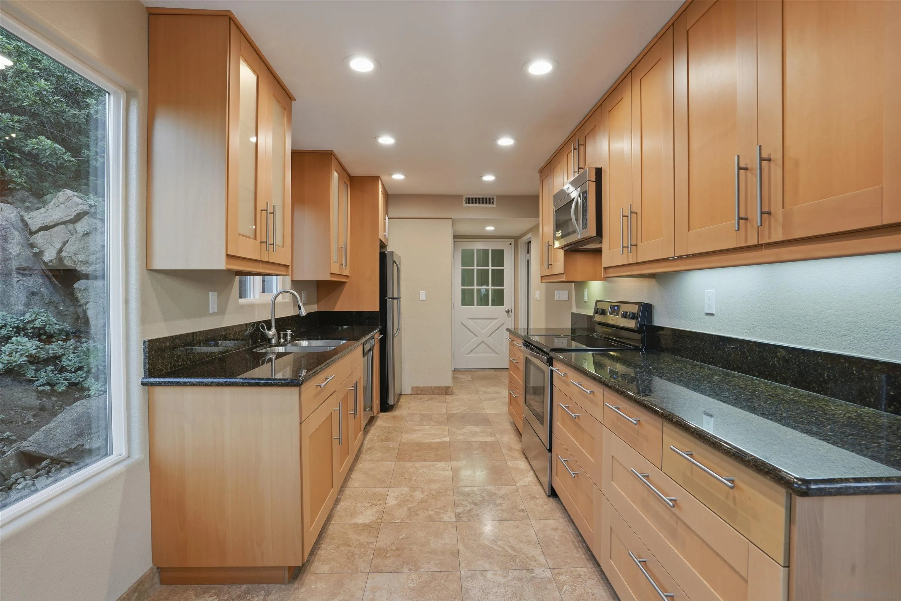 https://cdn.realtyfeed.com/cdn/127/260003191/43c58422b9f28b0d59f32b23c85be3de.webp