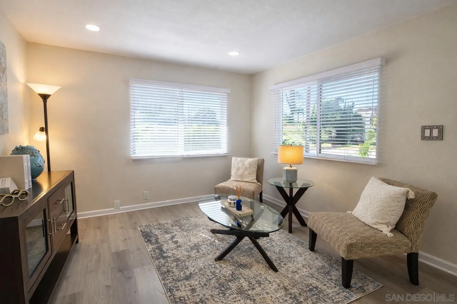 https://cdn.realtyfeed.com/cdn/127/260003195/1ee8808699e99999be8b9f485359f64a.webp