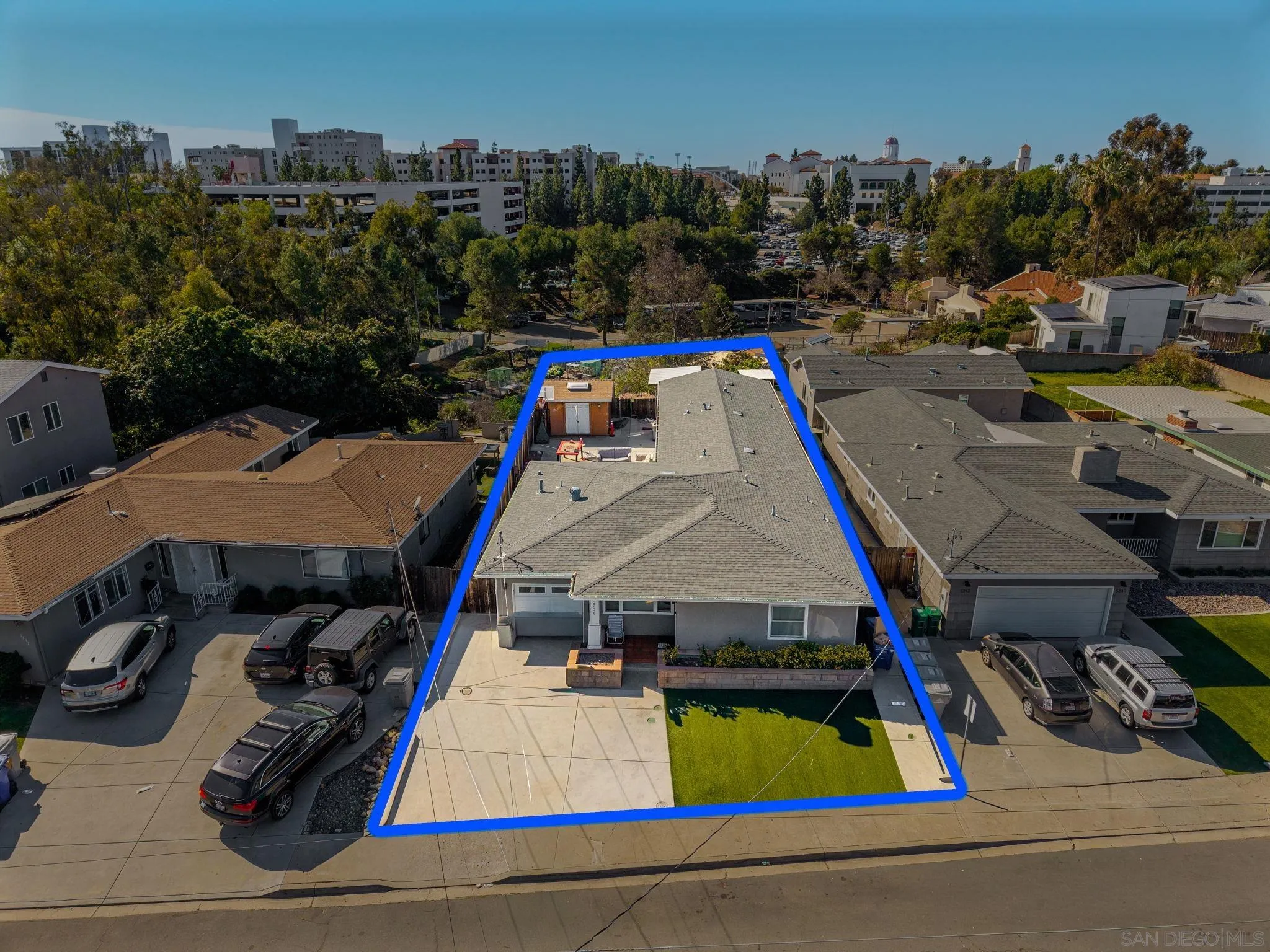 https://cdn.realtyfeed.com/cdn/127/260003196/0261a52a171390d81faf5ccc95c84bef.webp